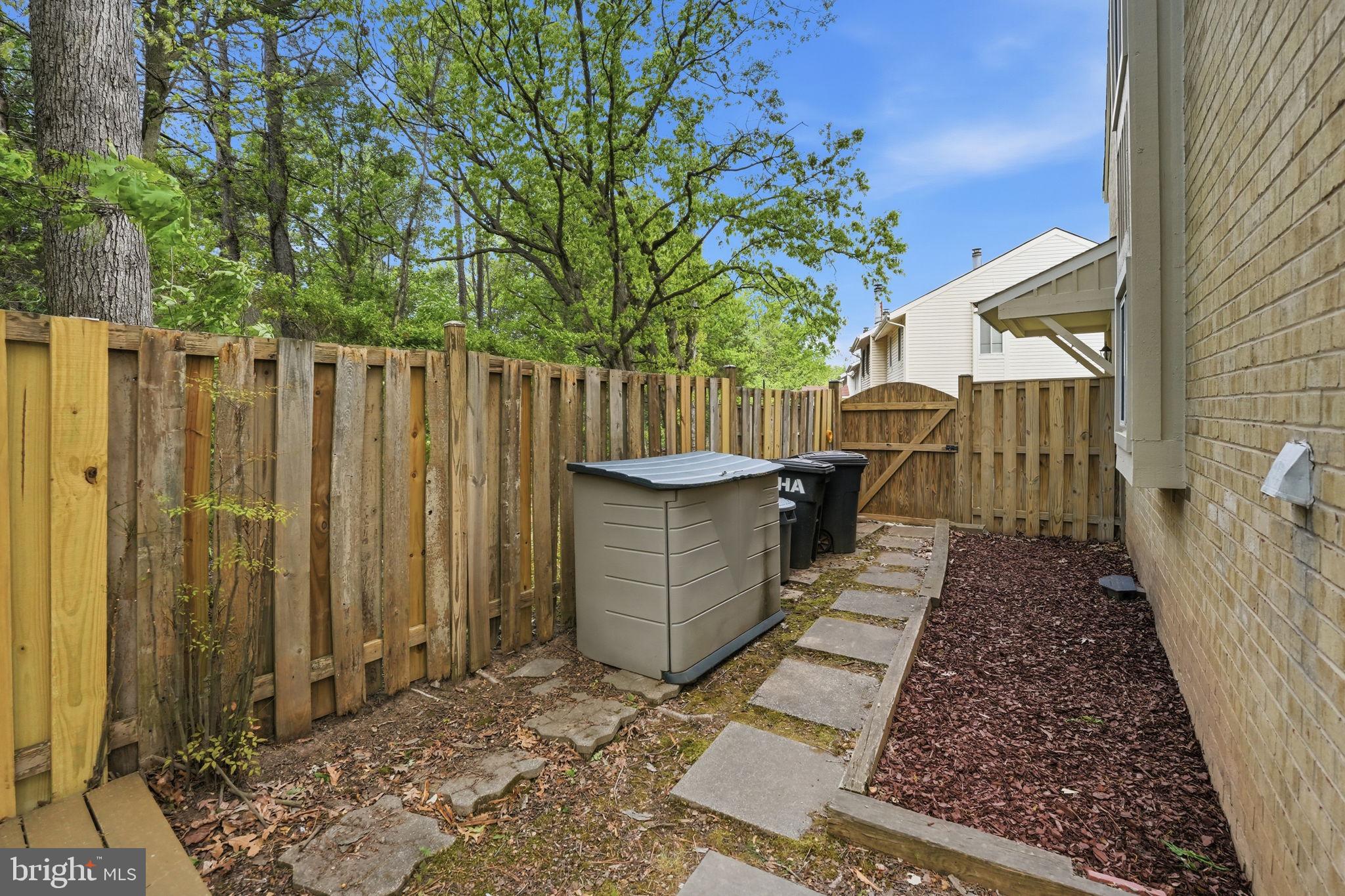 REFLECTION LAKE - Residential