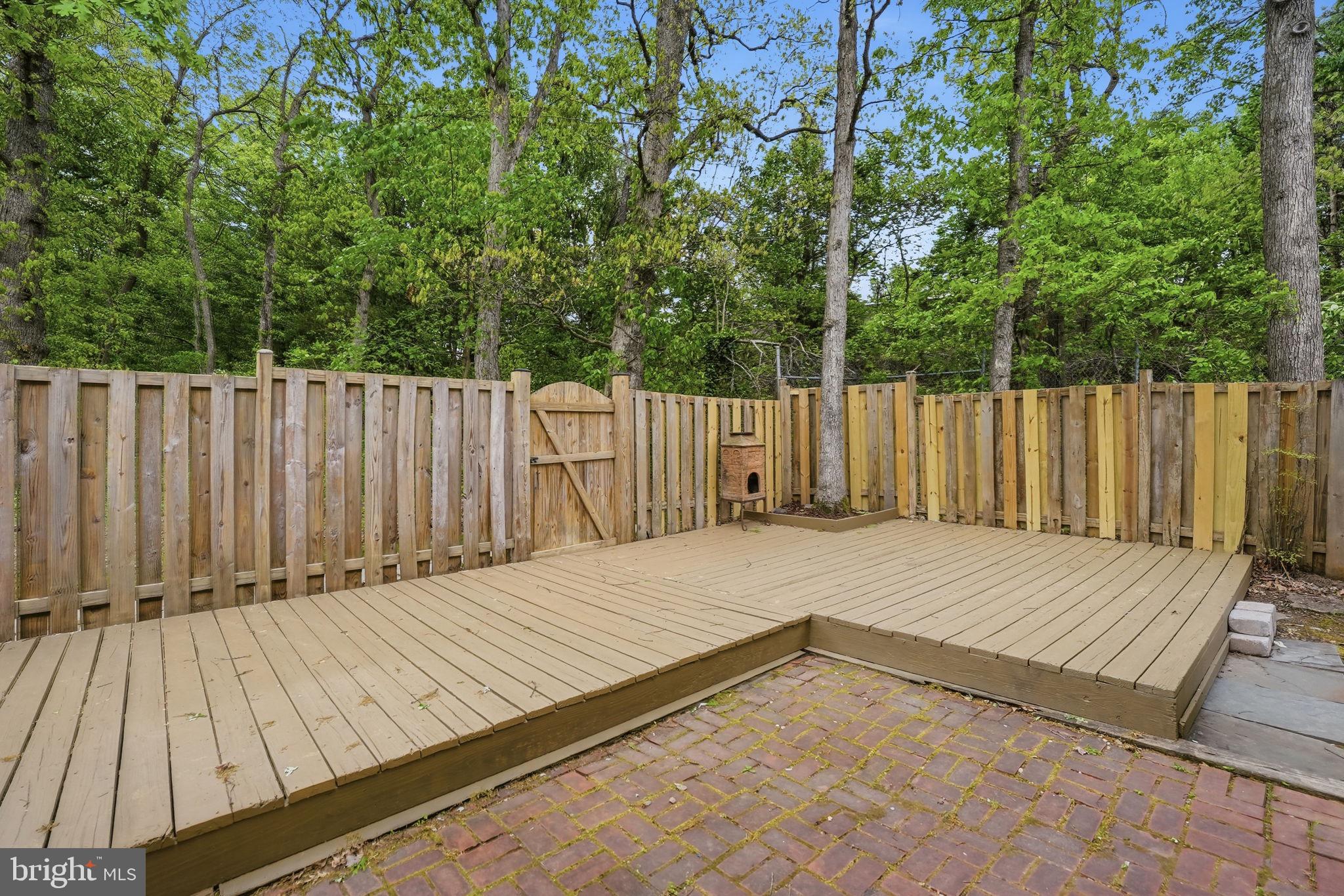 REFLECTION LAKE - Residential