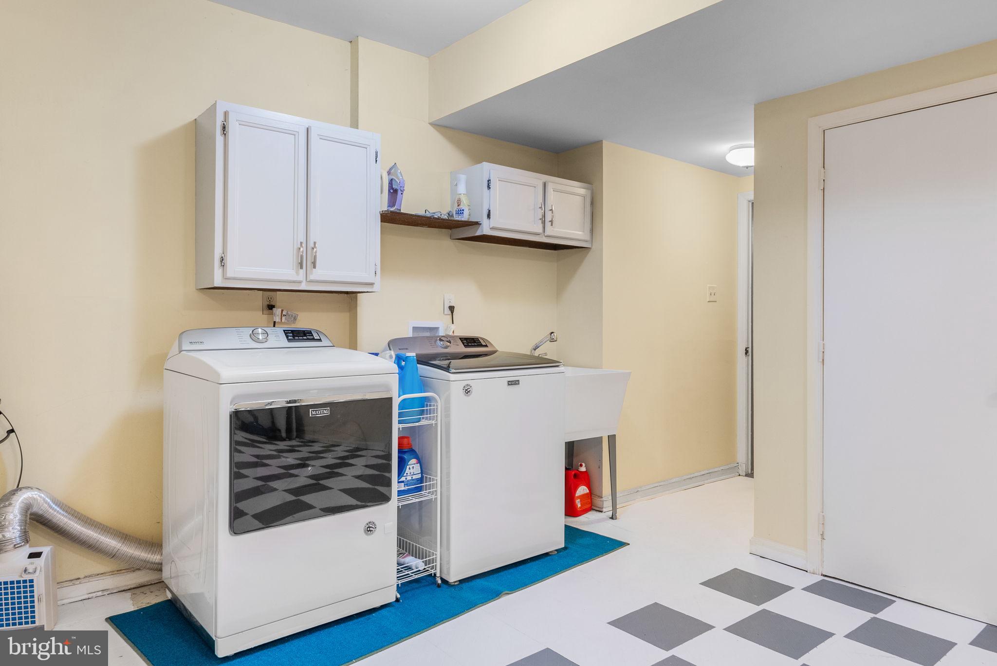 TANTALLON ON THE POTOMAC - Residential