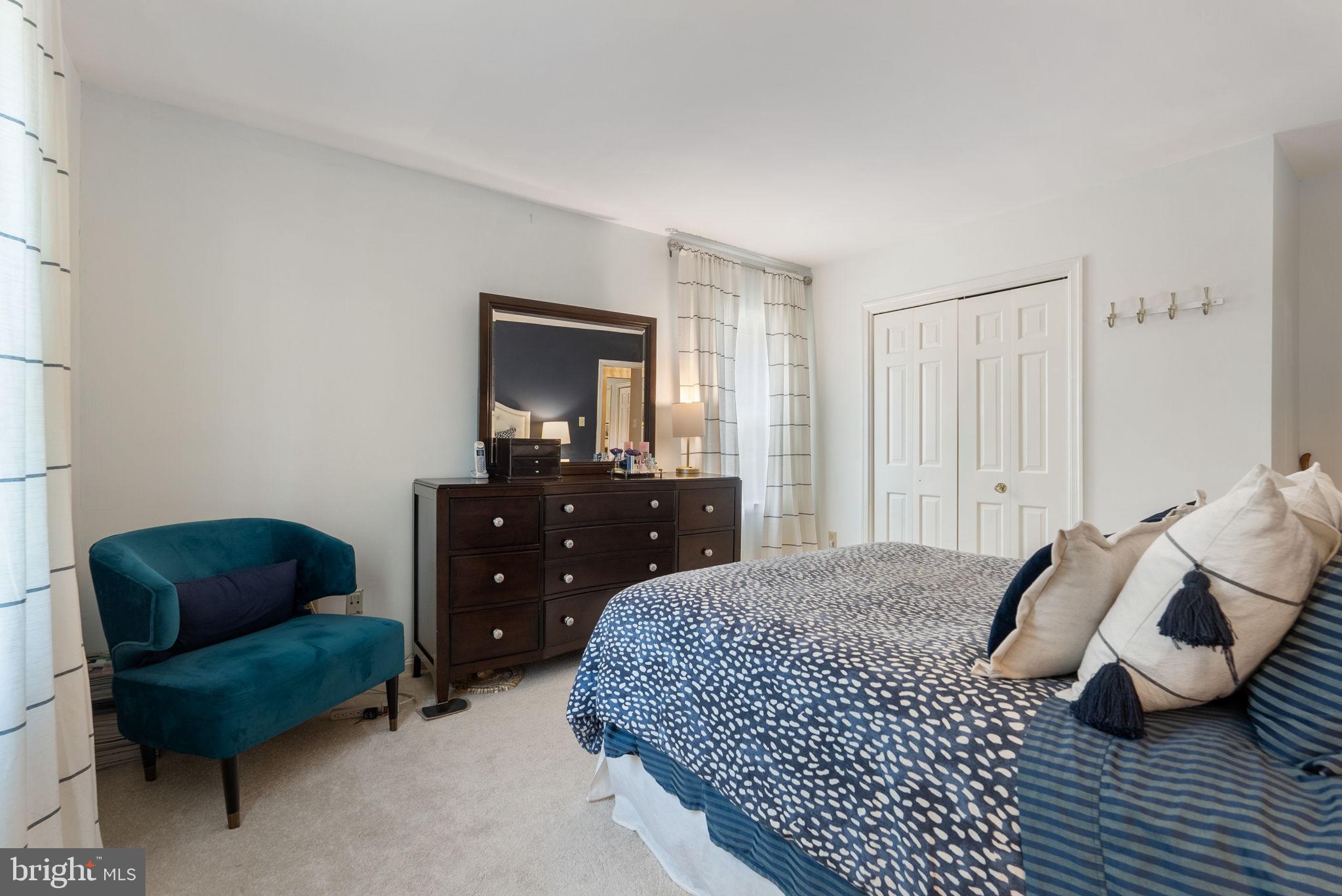 TANTALLON ON THE POTOMAC - Residential