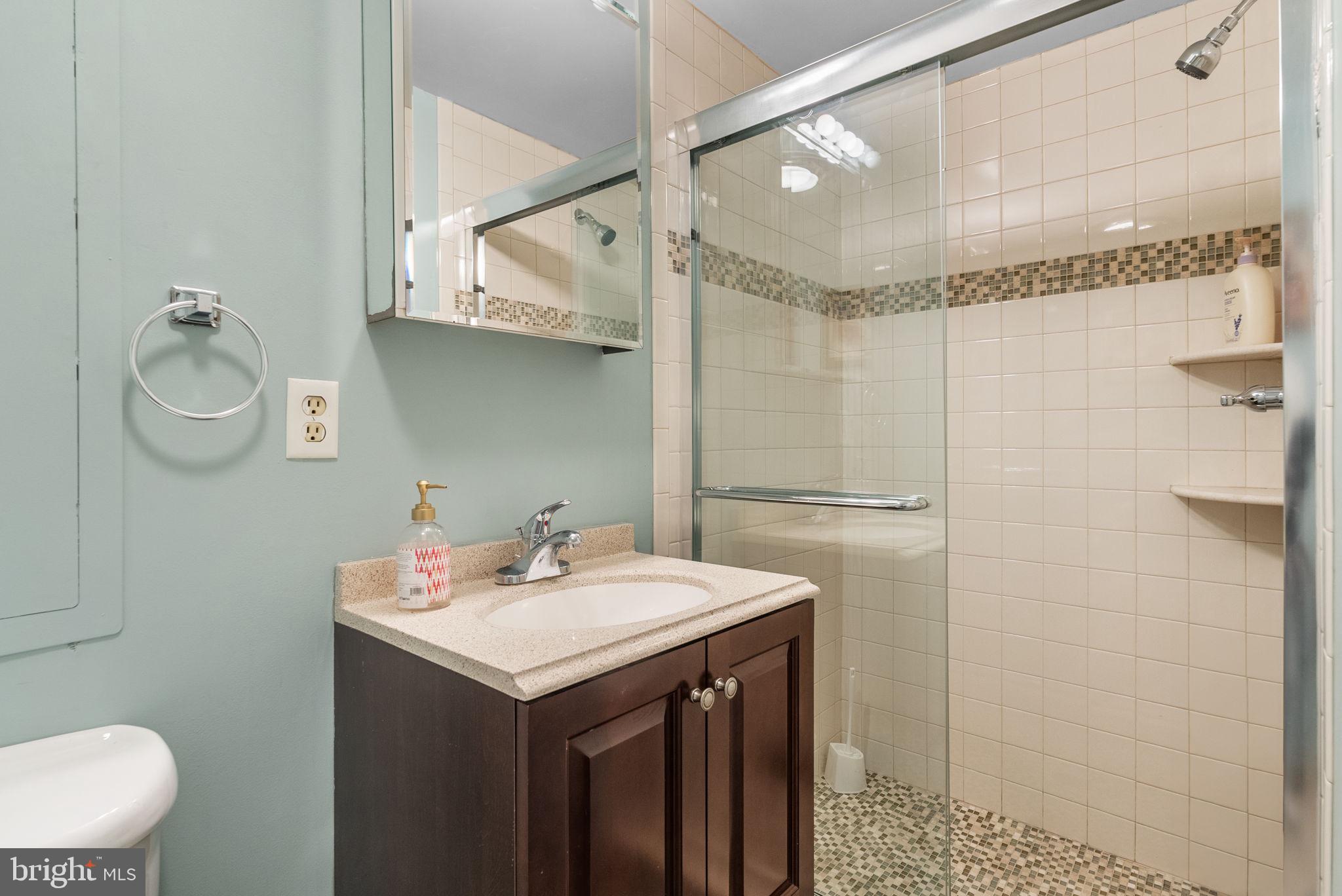 TANTALLON ON THE POTOMAC - Residential