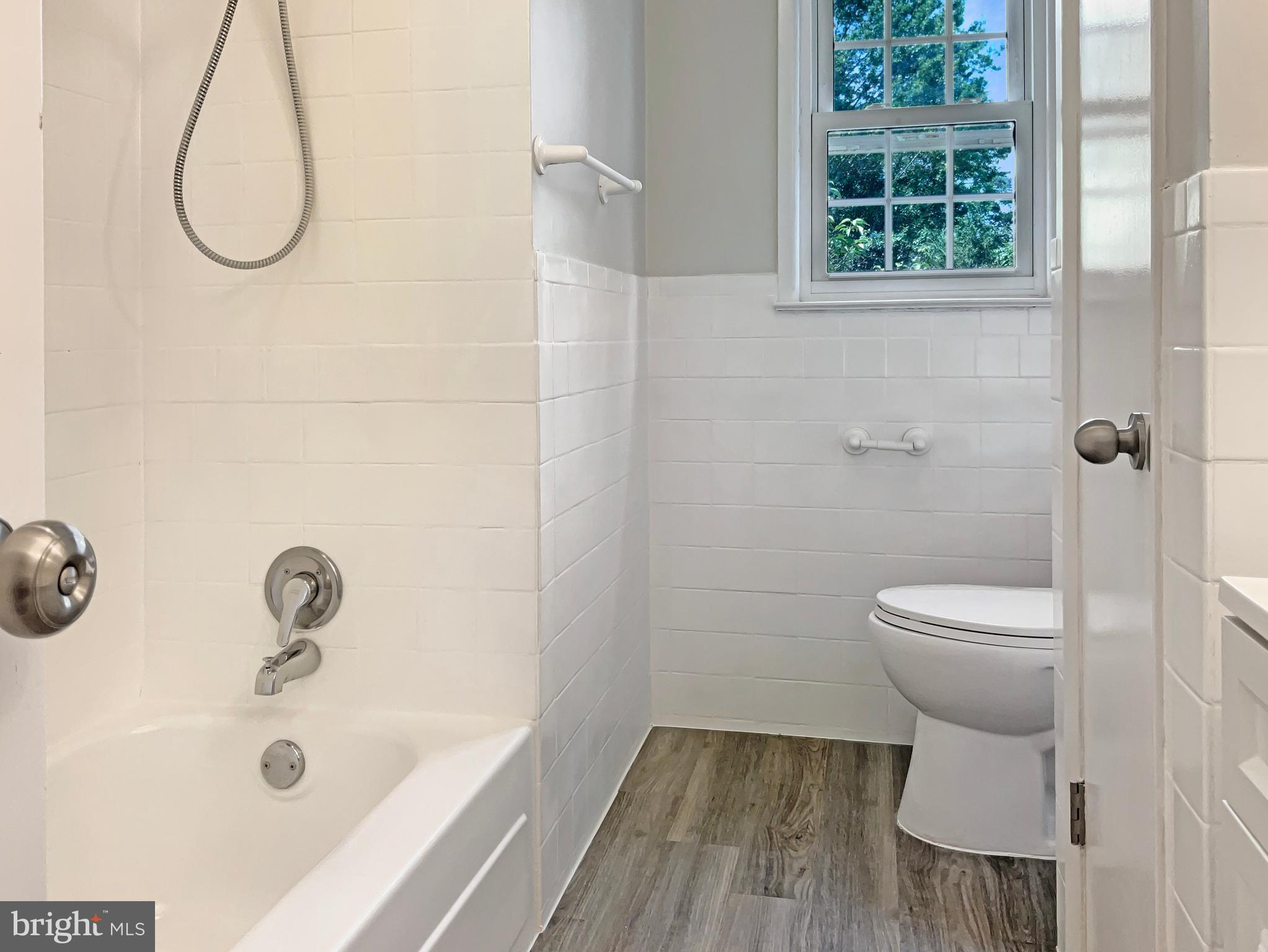 PRINCE WILLIAM ESTATES - Residential