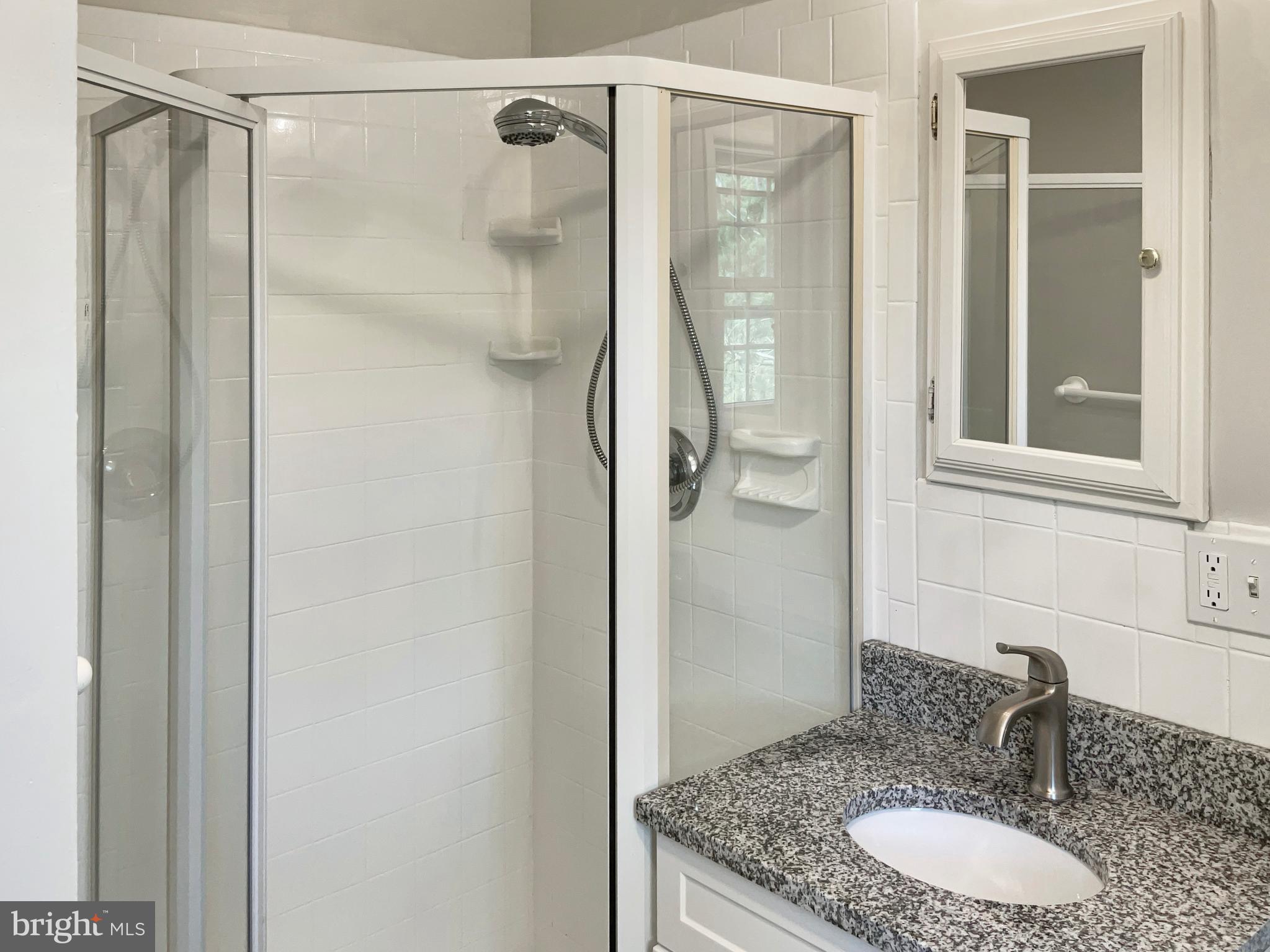 PRINCE WILLIAM ESTATES - Residential