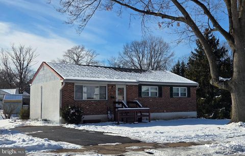 Photo of 528 Virginia Avenue, PHOENIXVILLE, PA 19460 (MLS # PACT2116406)
