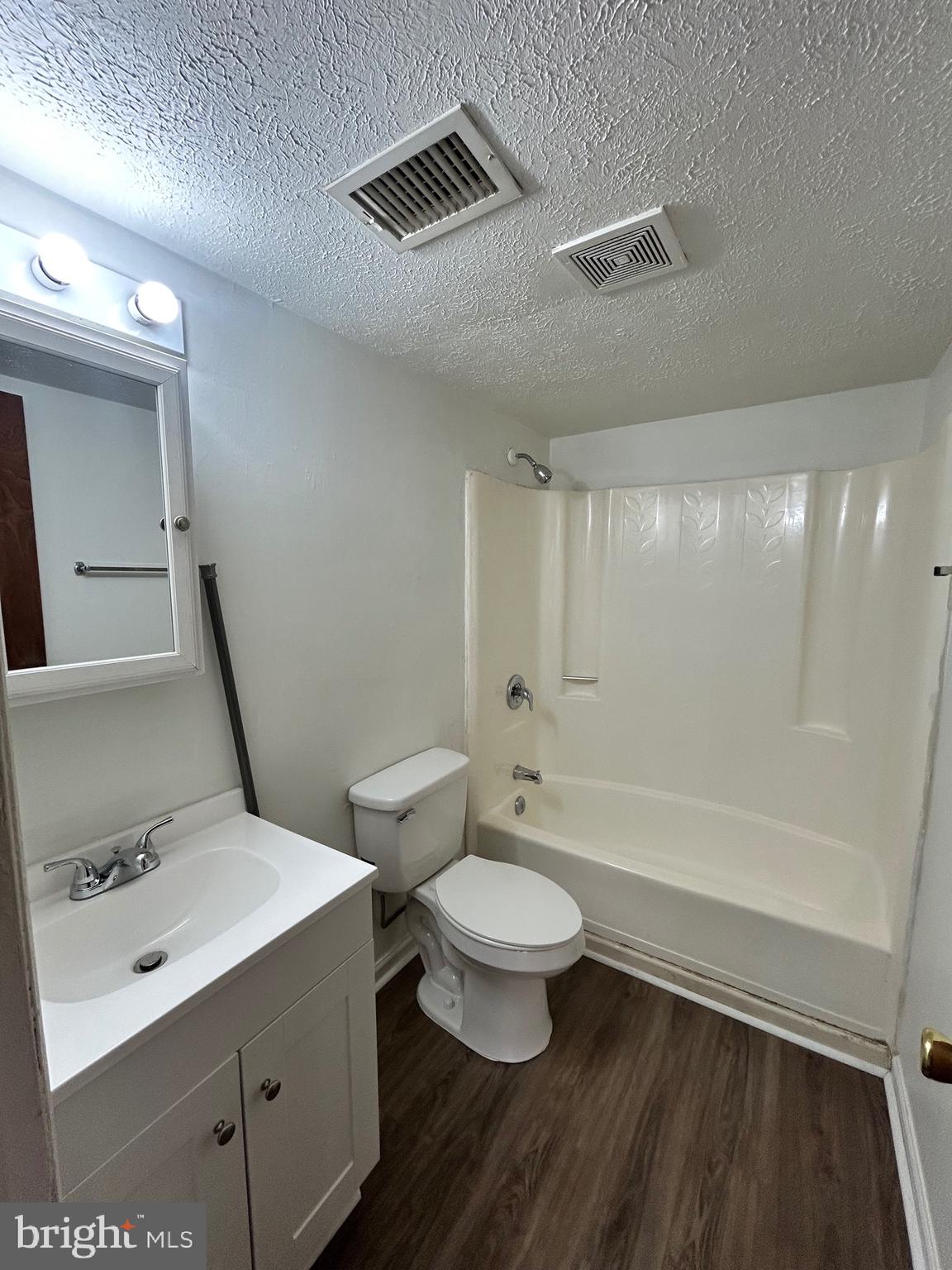 WINCHESTER CITY - Residential Lease