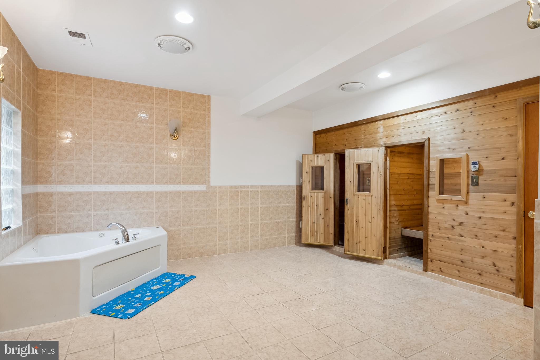 CARRINGTON - Residential