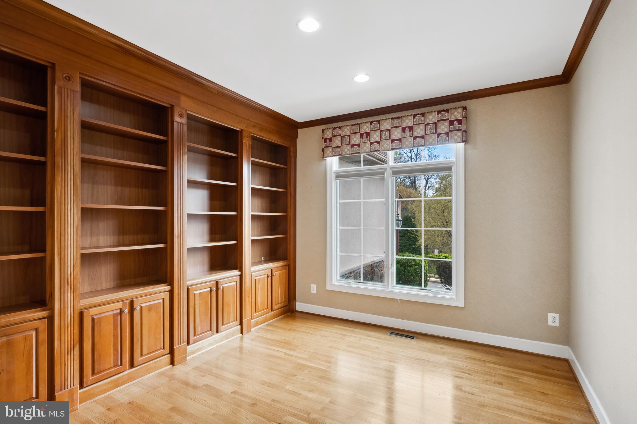 CARRINGTON - Residential