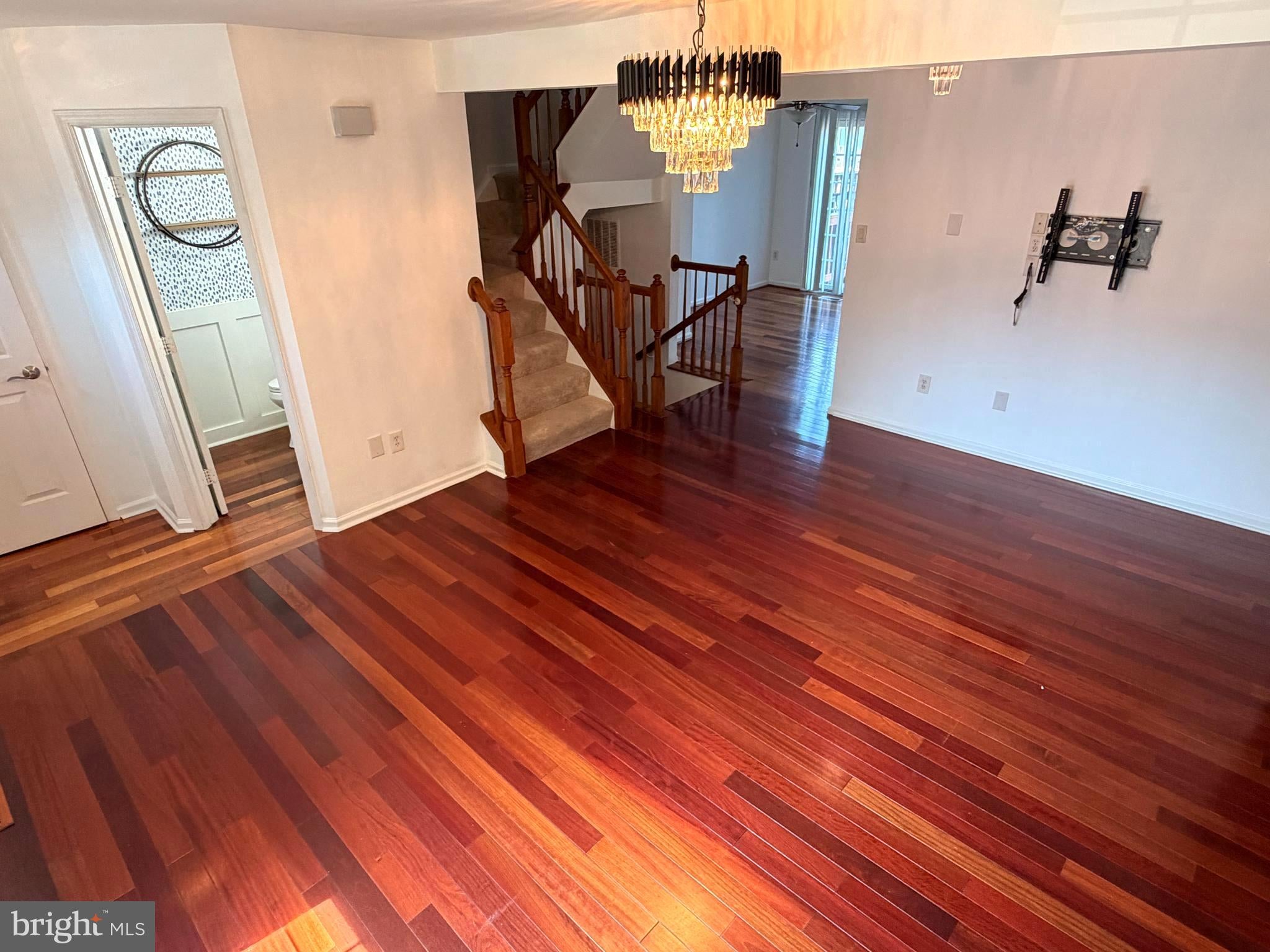 5310 CASTLESTONE DRIVE