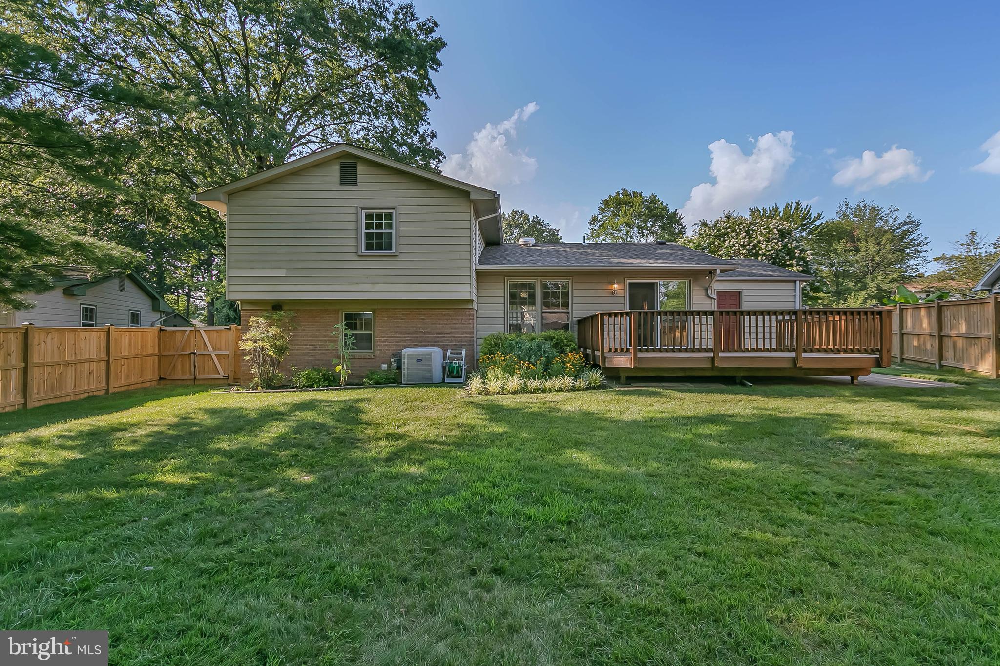 TYSONS VALLEY - Residential Lease