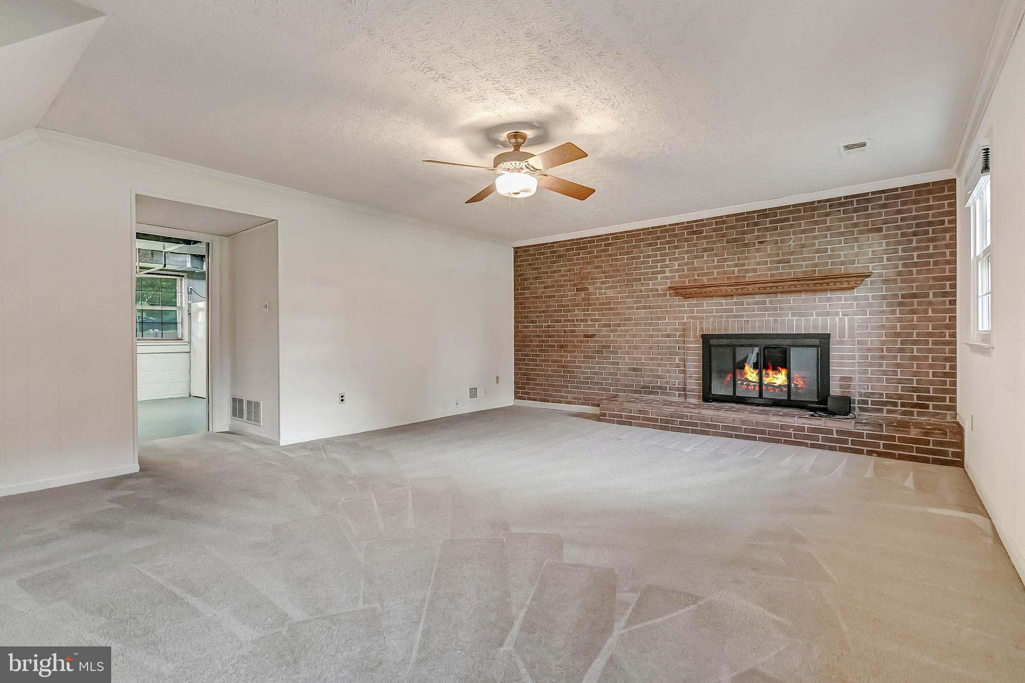 TYSONS VALLEY - Residential Lease