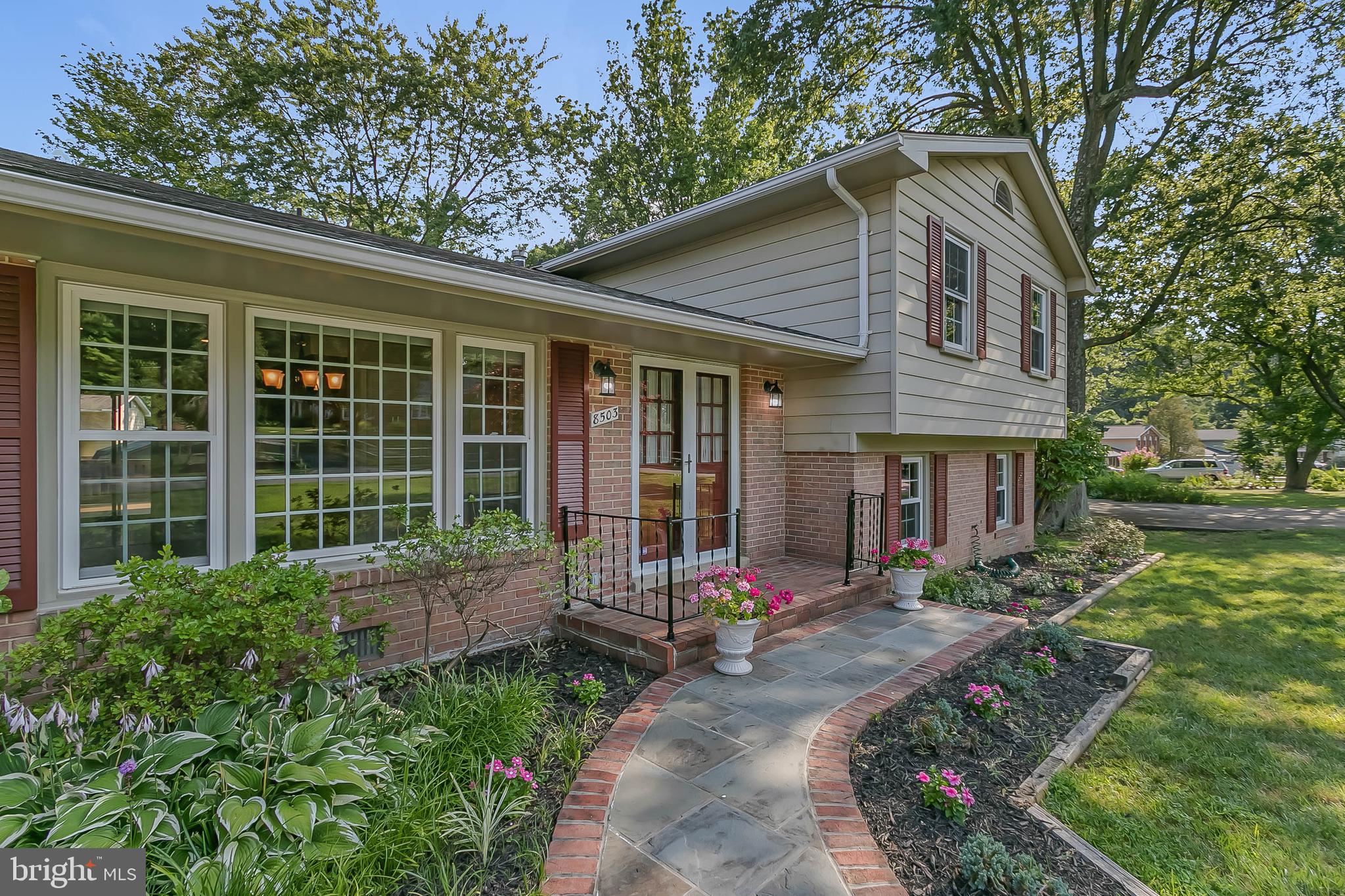 TYSONS VALLEY - Residential Lease