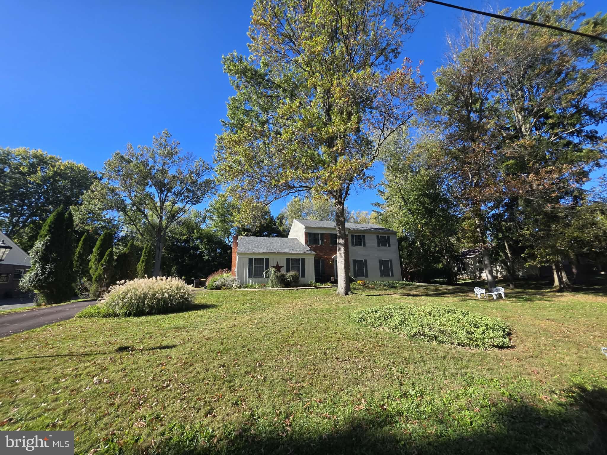 134 ROYAL AVENUE