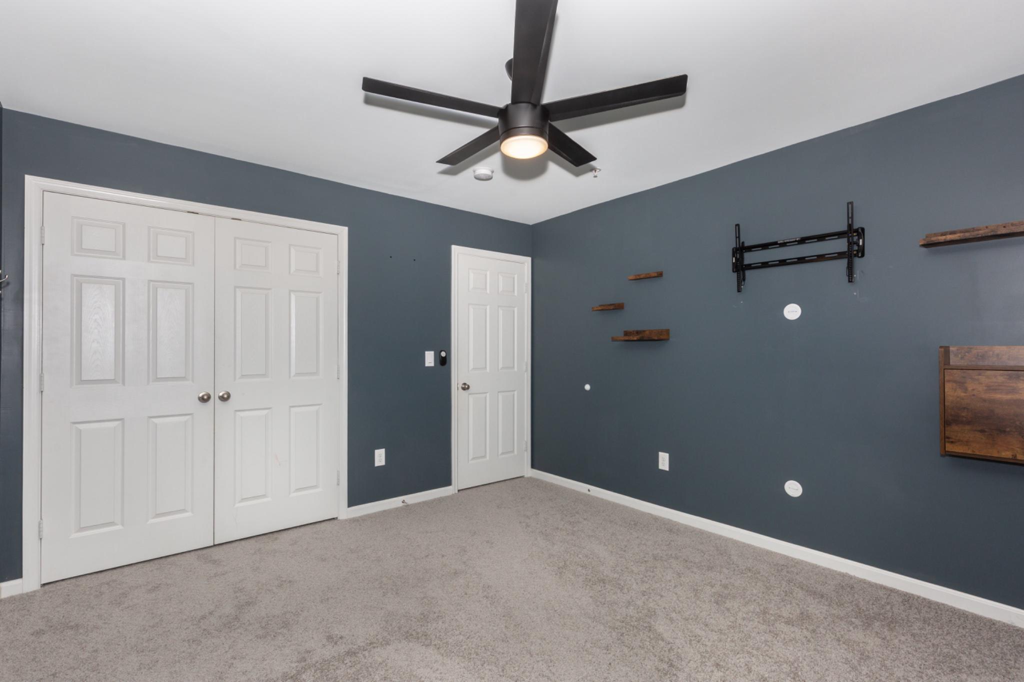 MANCHESTER FARMS - Residential