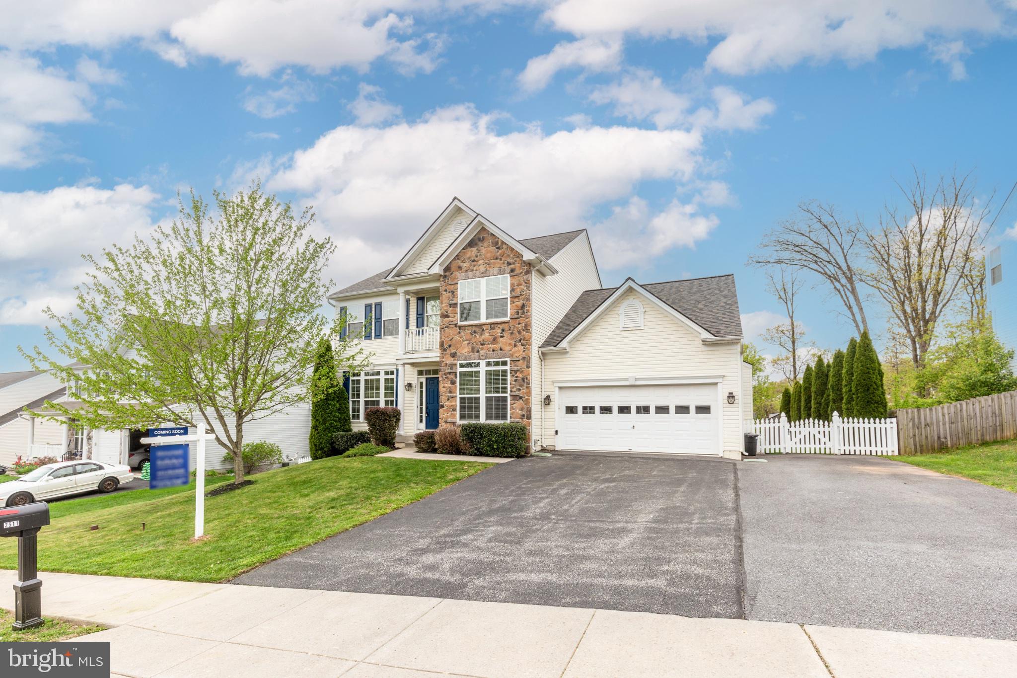 MANCHESTER FARMS - Residential