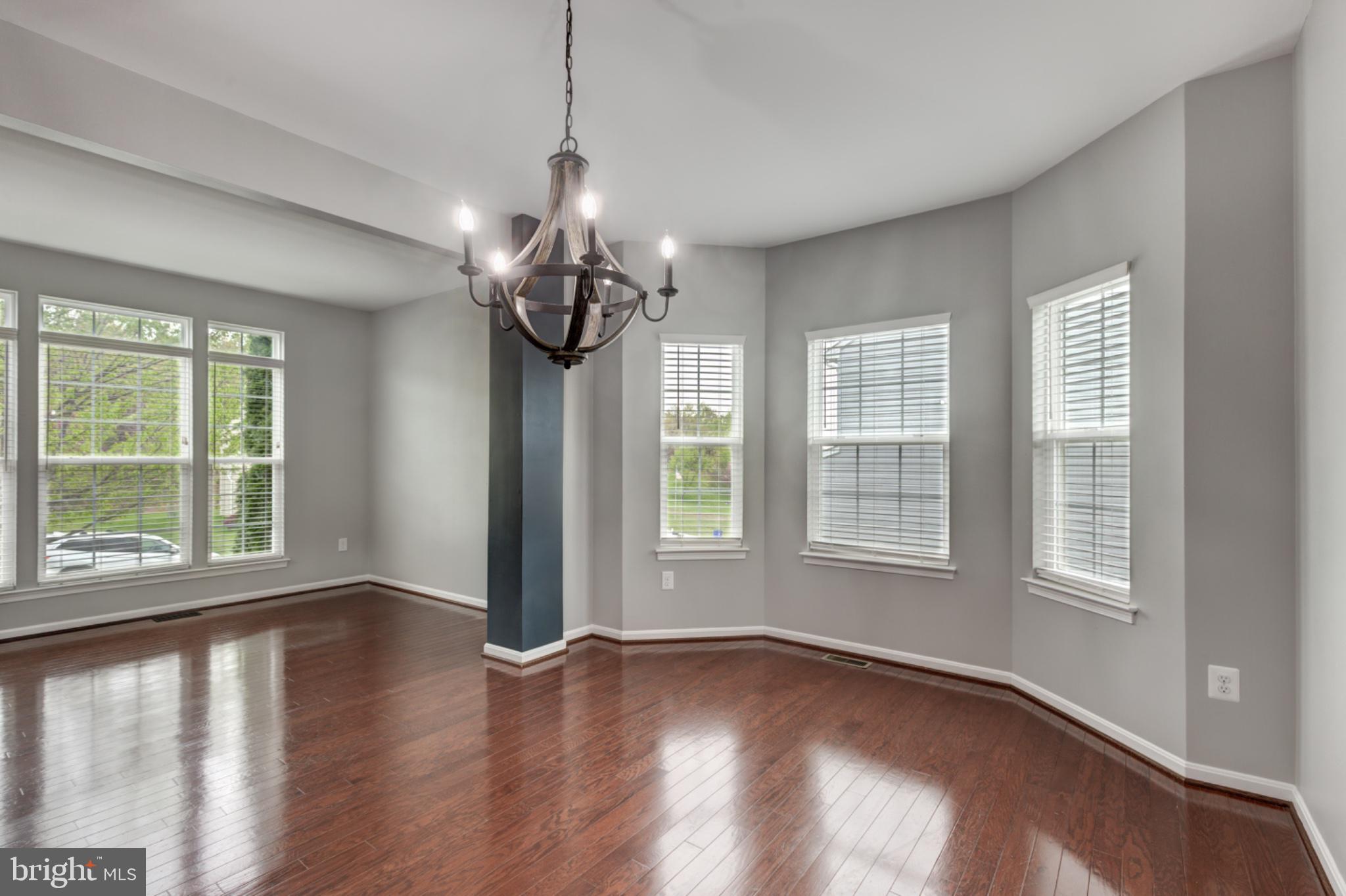 MANCHESTER FARMS - Residential