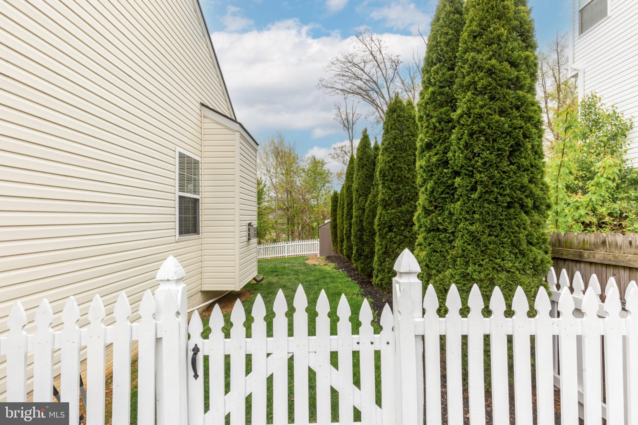 MANCHESTER FARMS - Residential
