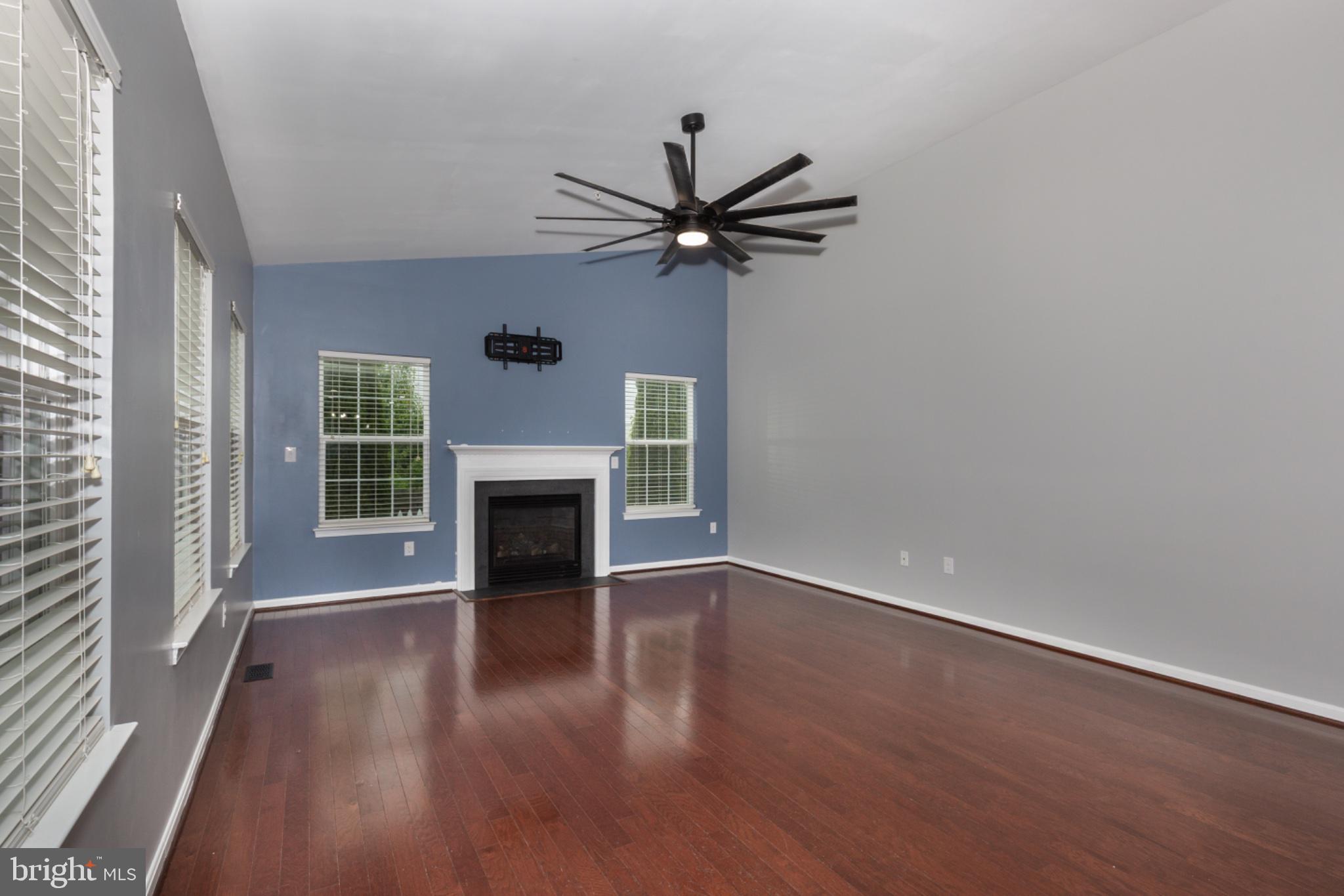 MANCHESTER FARMS - Residential