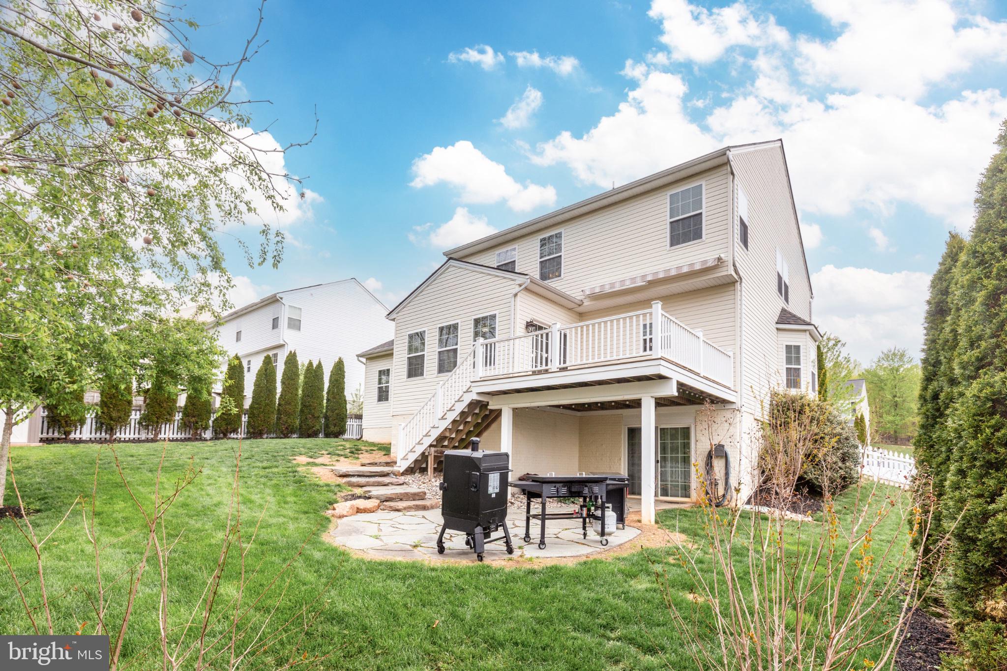 MANCHESTER FARMS - Residential