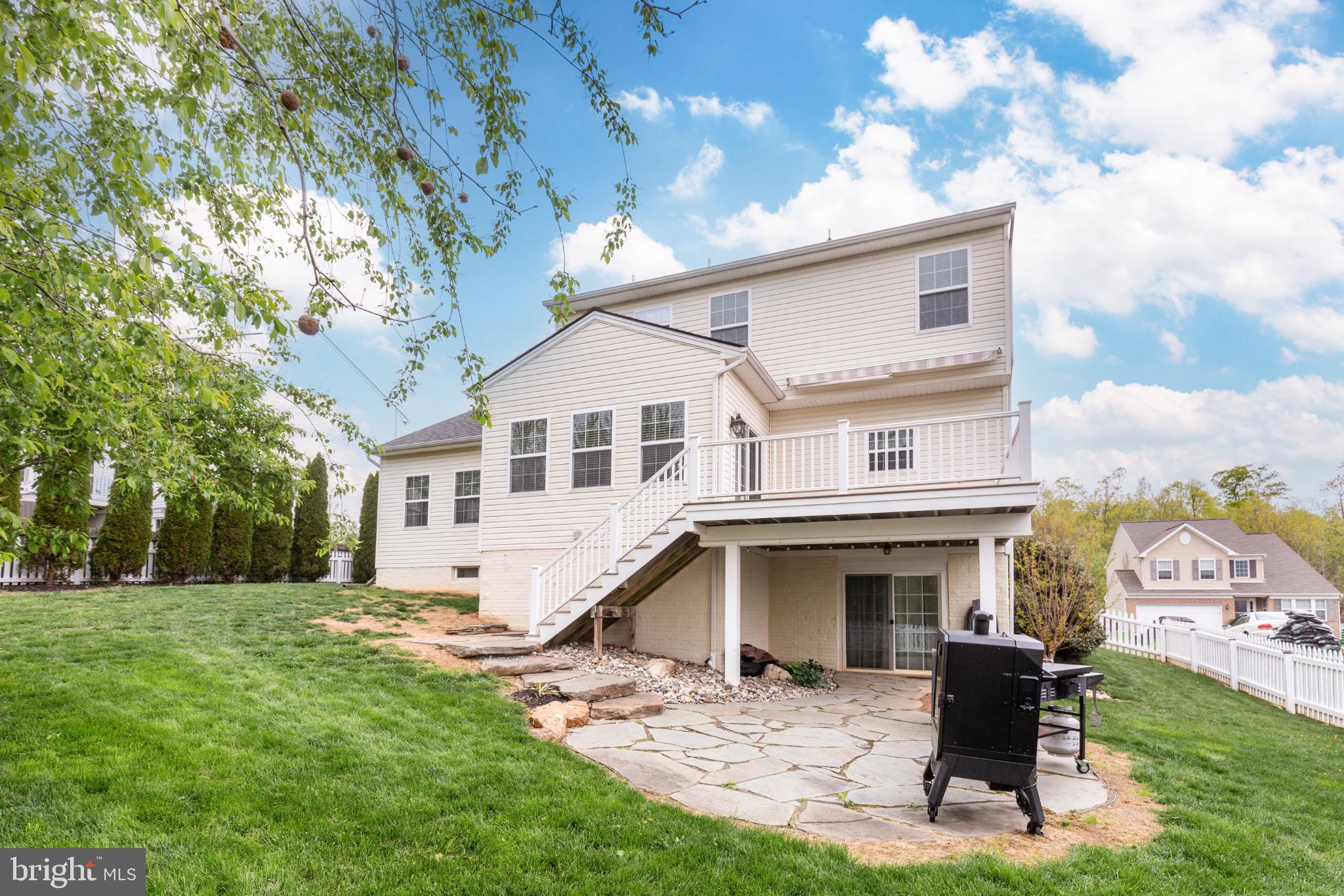 MANCHESTER FARMS - Residential