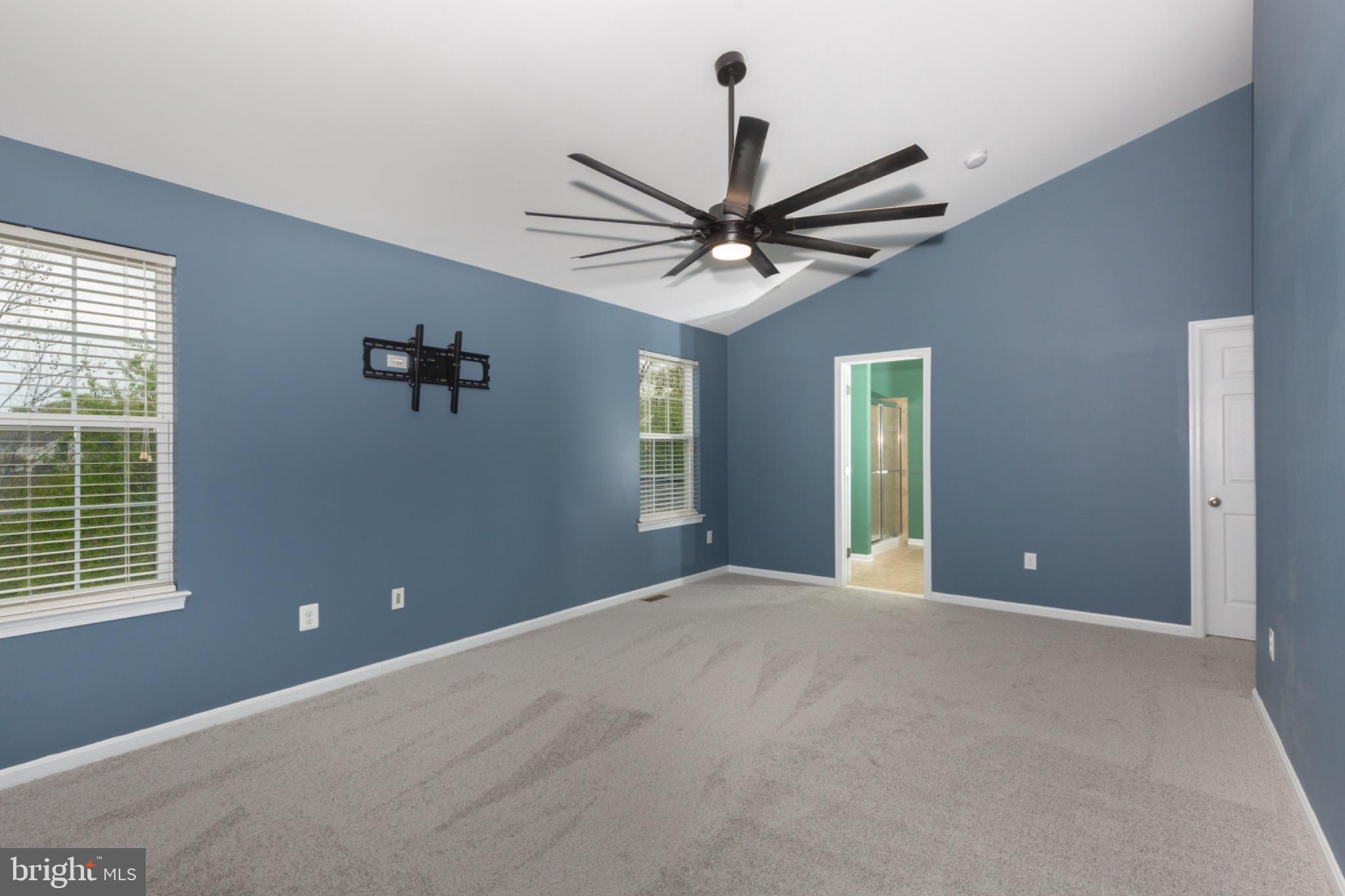 MANCHESTER FARMS - Residential