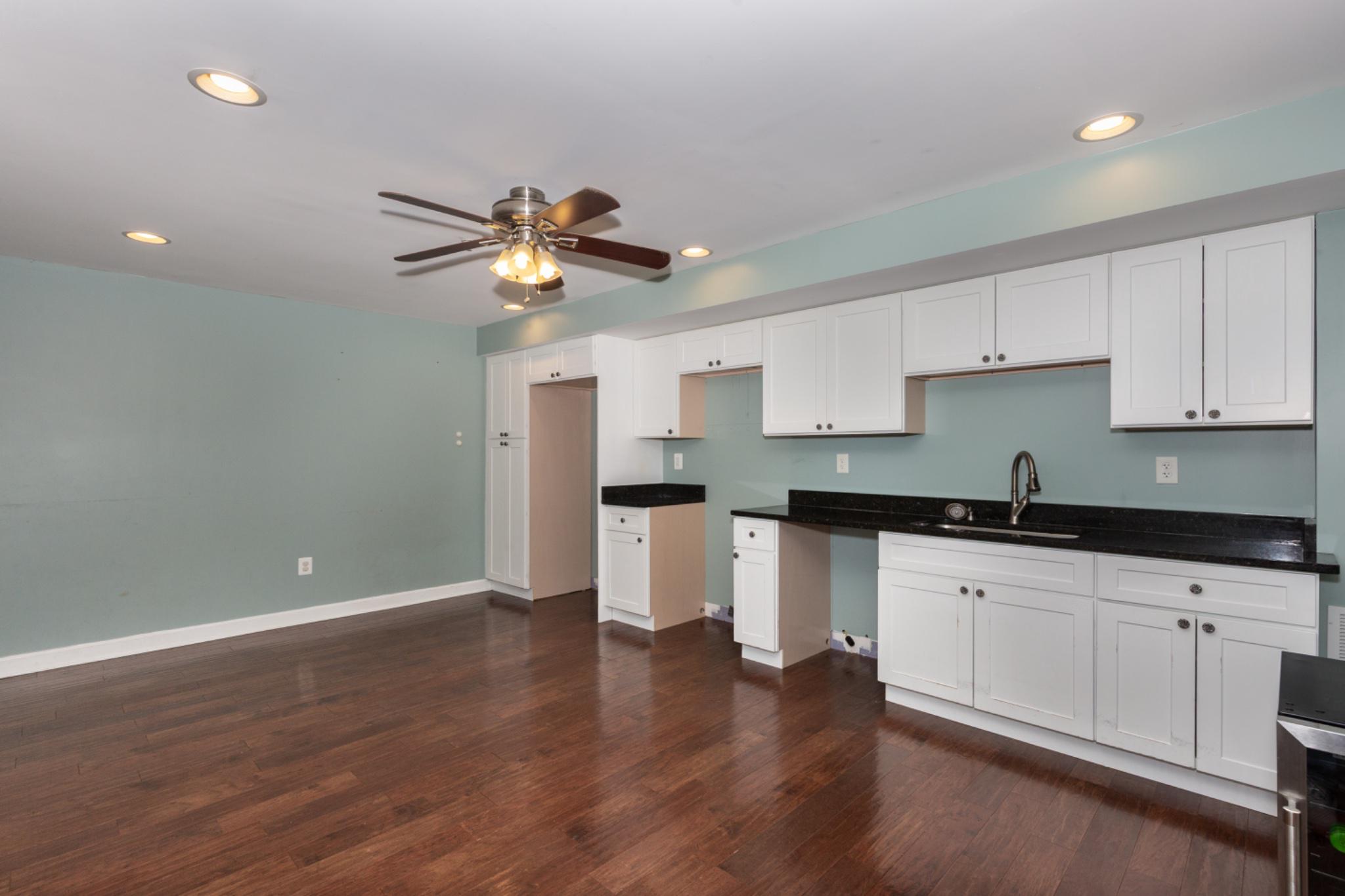 MANCHESTER FARMS - Residential