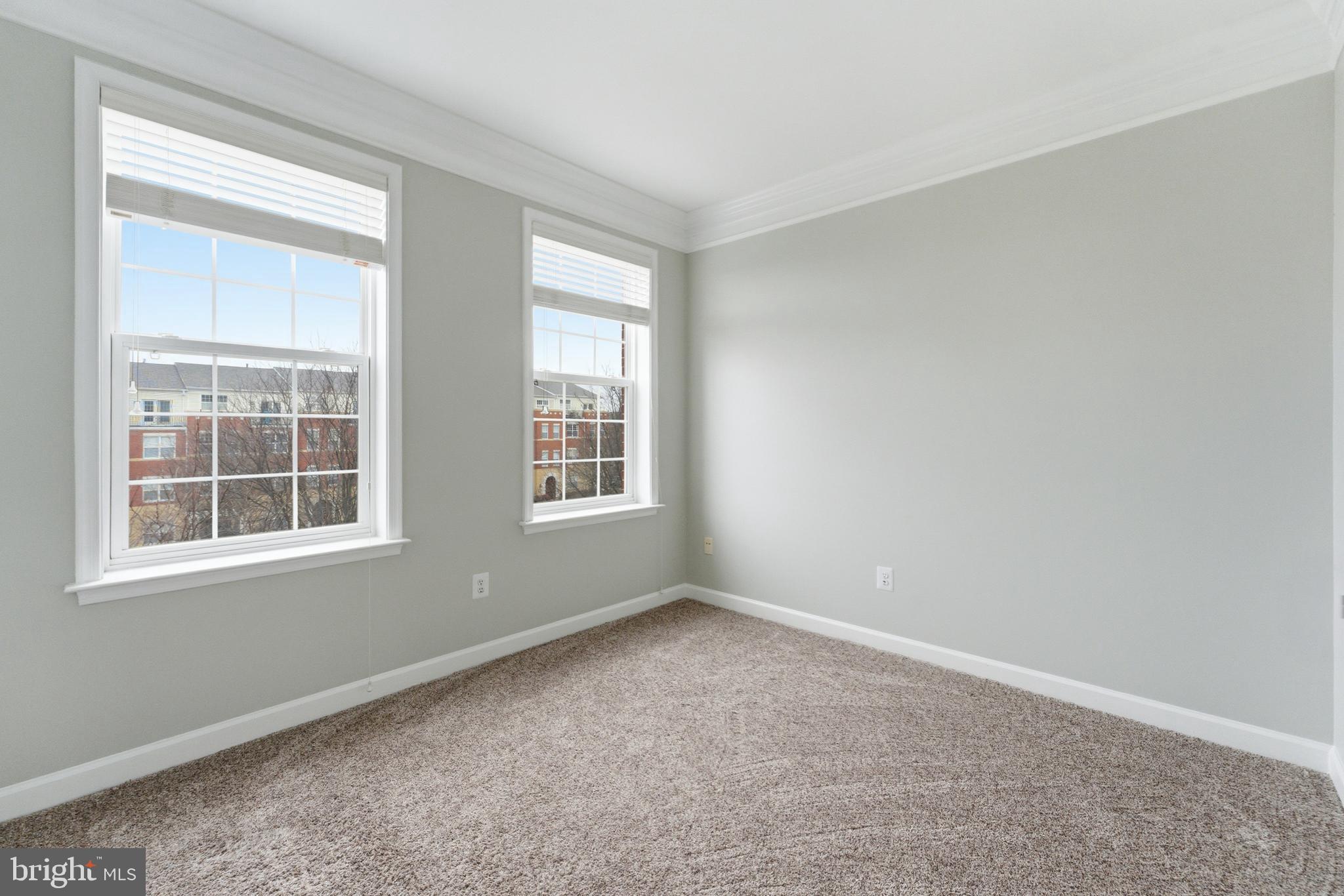 LANSDOWNE TOWN CENTER CONDOS - Residential