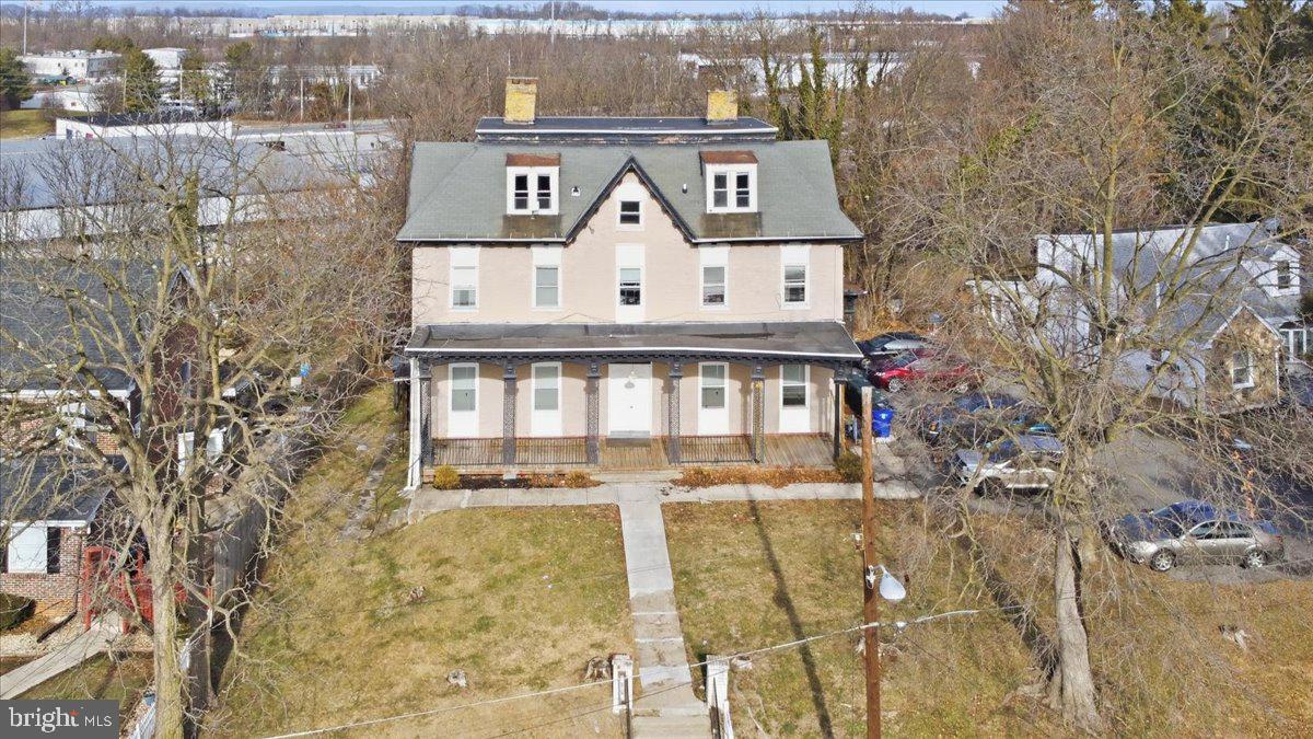 671 HIGHLAND WAY