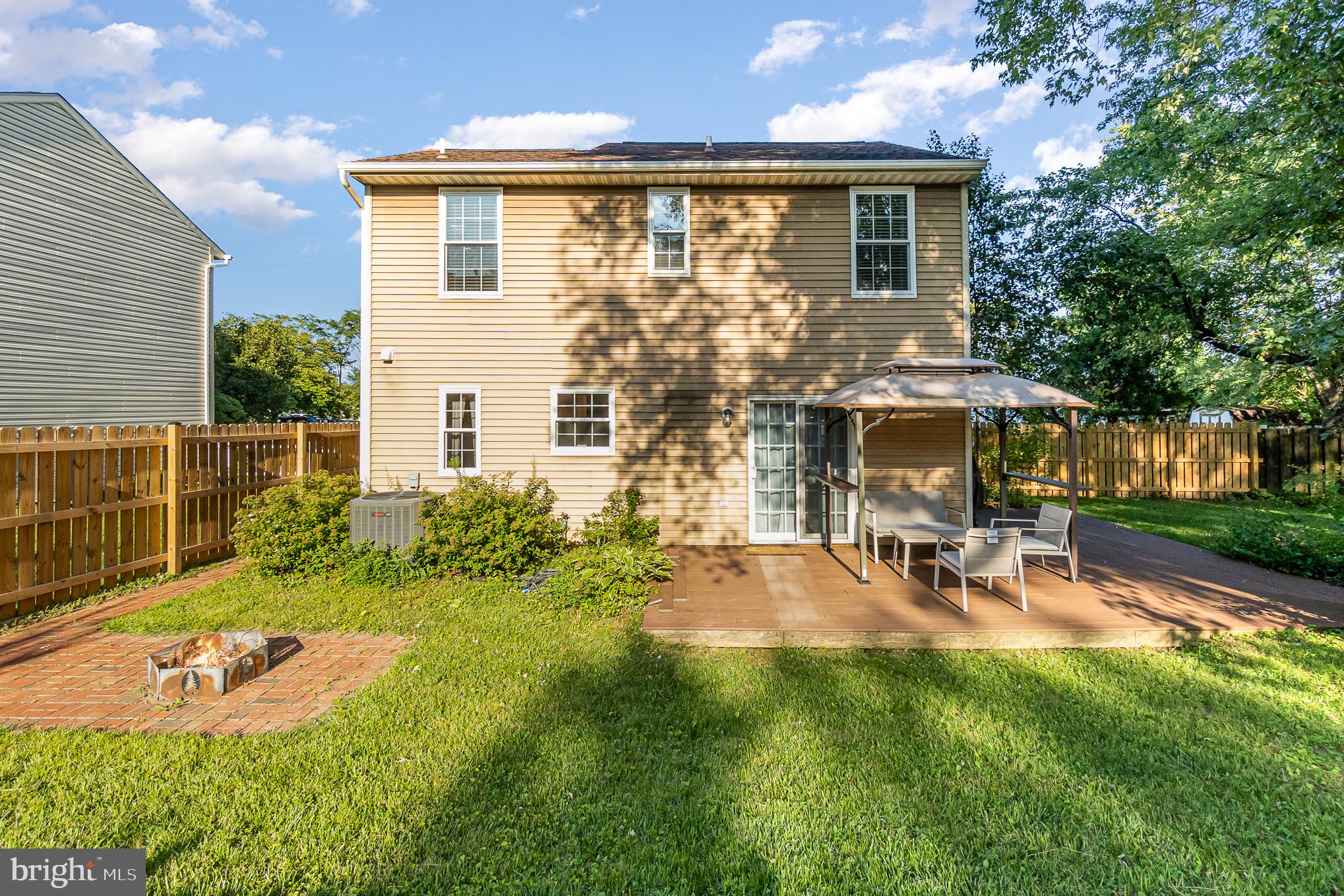 RIVERSIDE - Residential