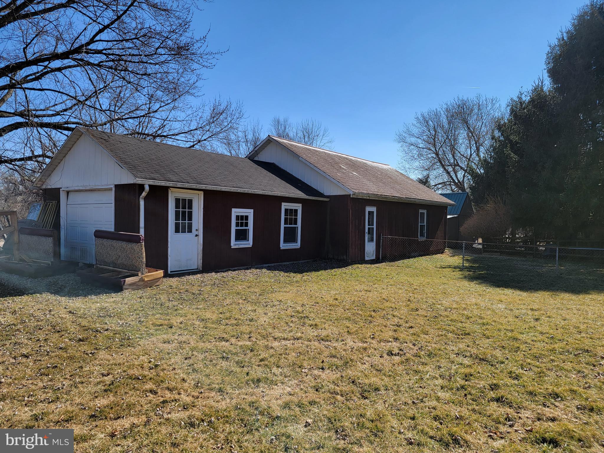 2173 BROOKSIDE ROAD