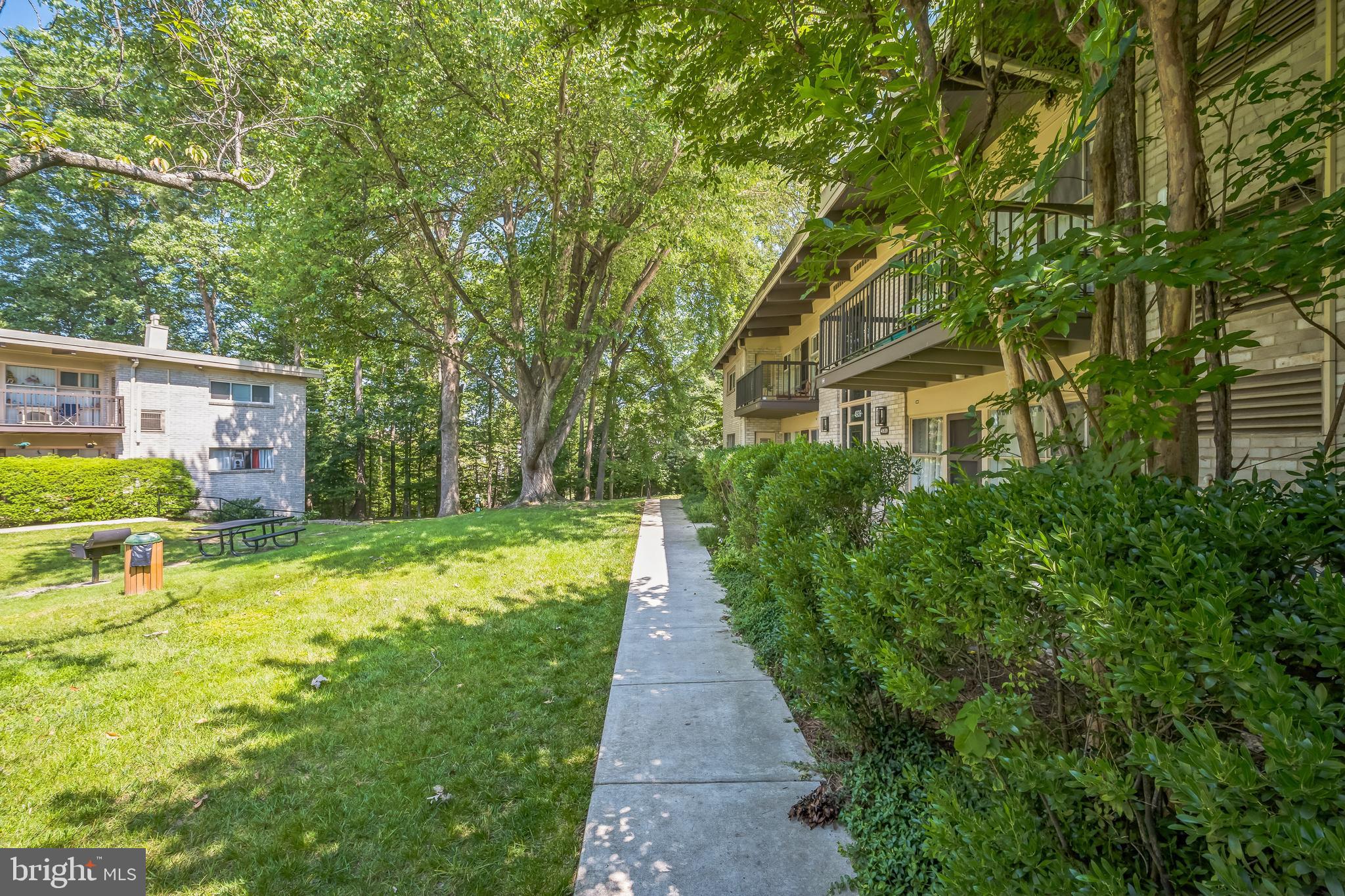 4939 AMERICANA DRIVE 106