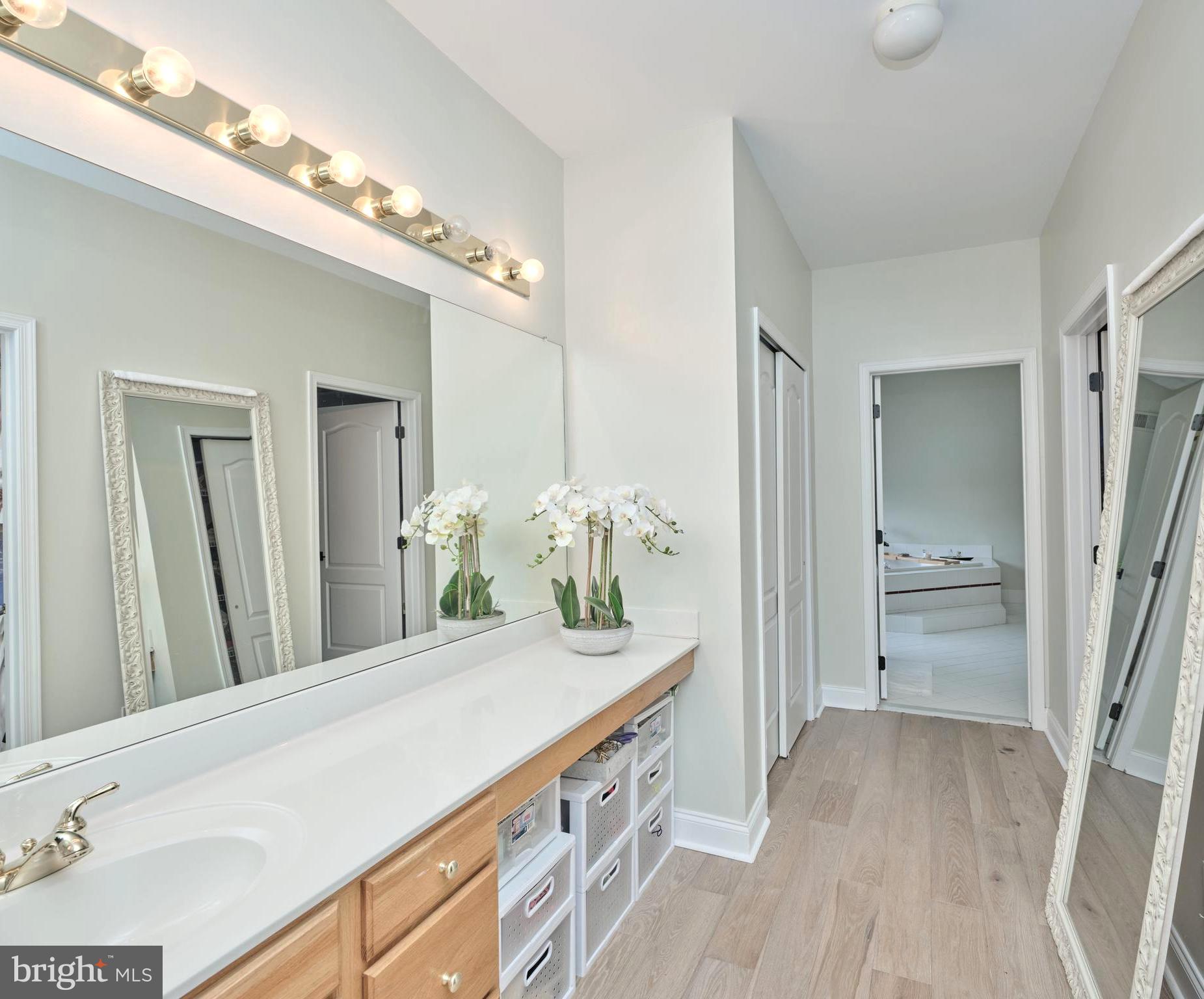 MEADOW WOOD - Residential