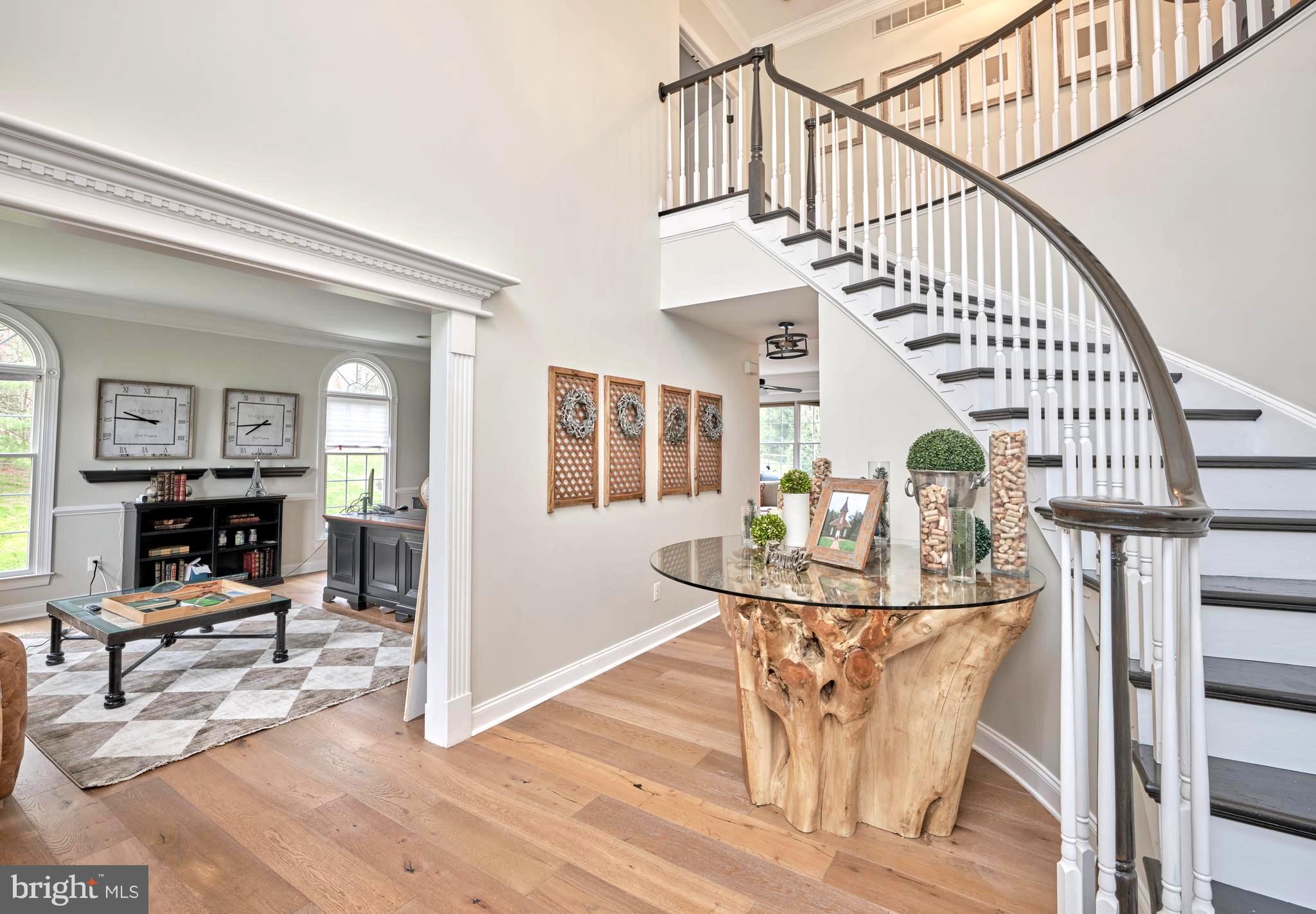 MEADOW WOOD - Residential