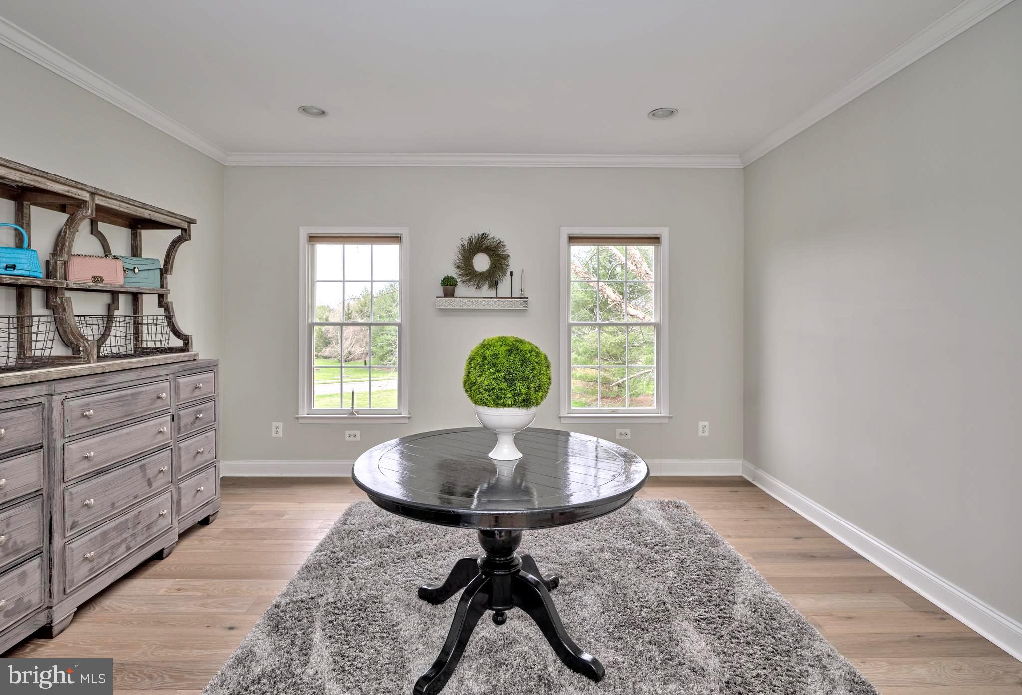 MEADOW WOOD - Residential