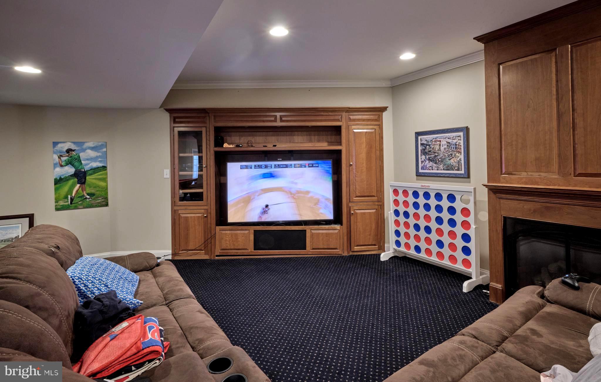 MEADOW WOOD - Residential