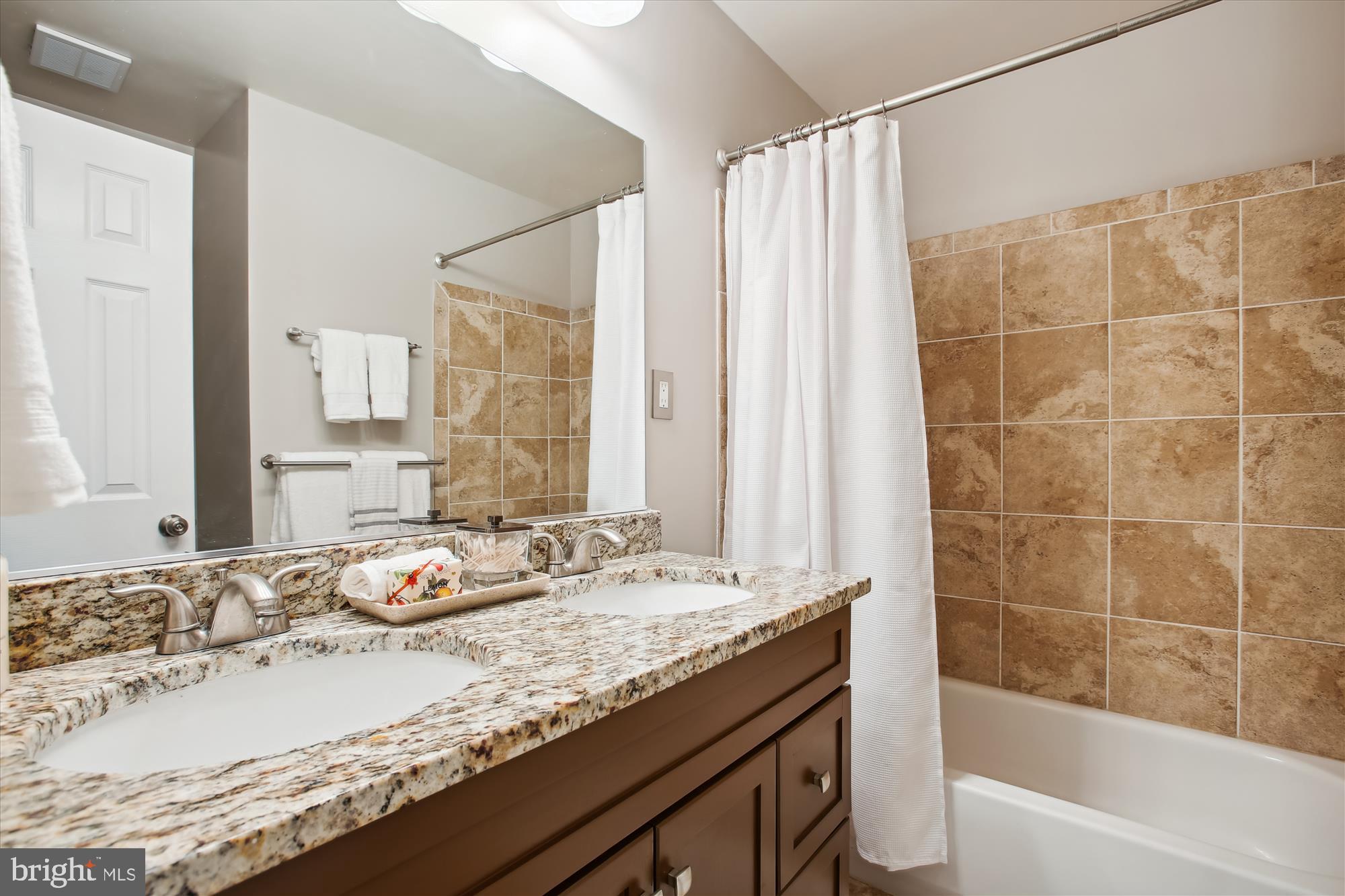 WELLINGTON - Residential