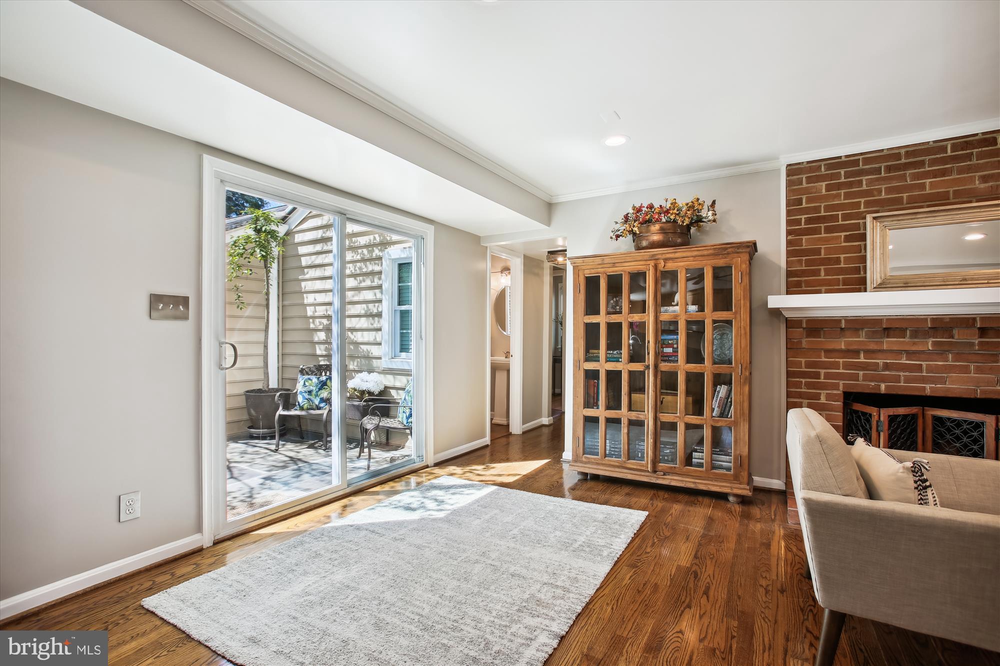 WELLINGTON - Residential