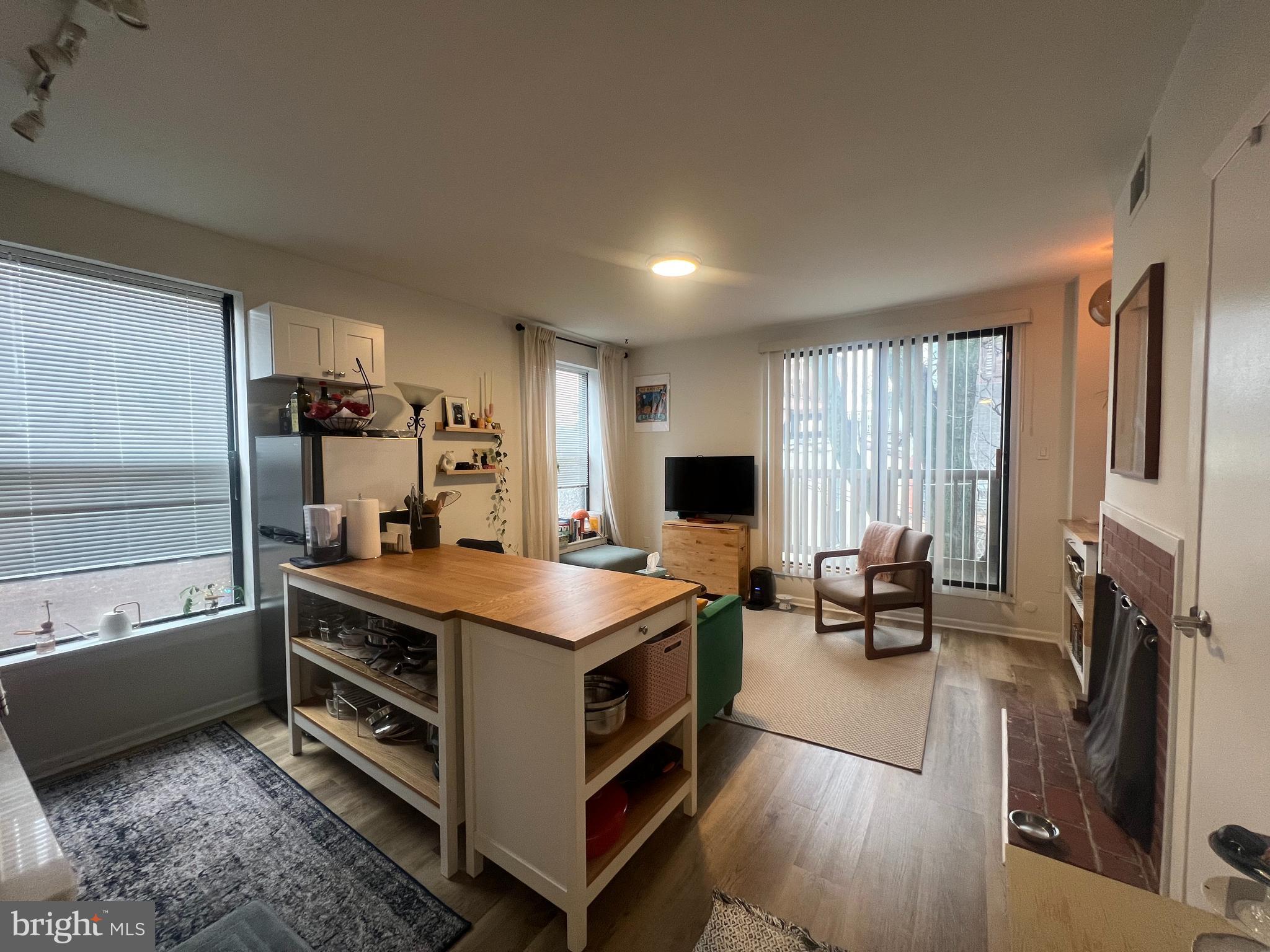 FAIRMOUNT - Residential Lease