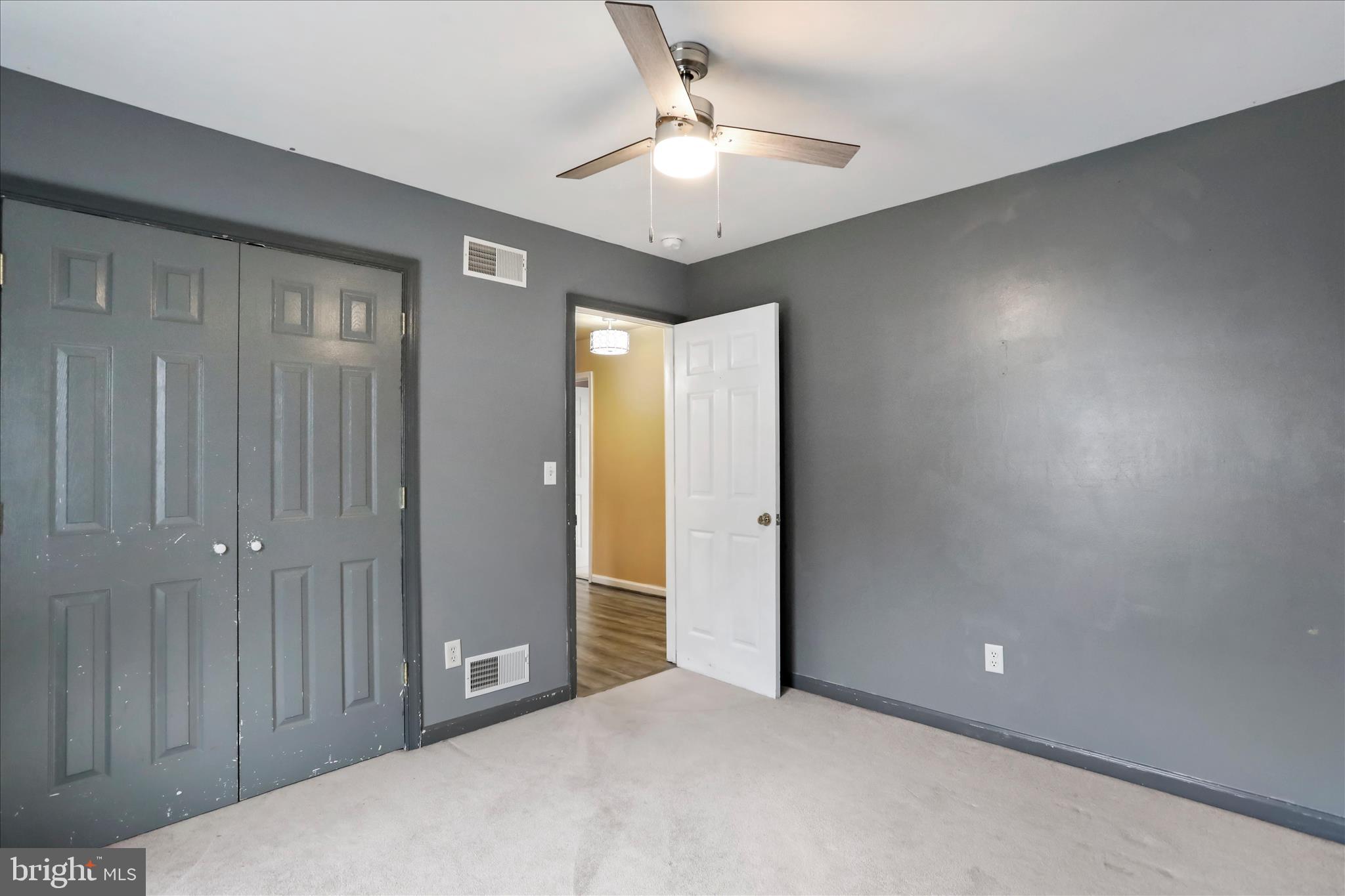 FORT HILL FARMS - Residential