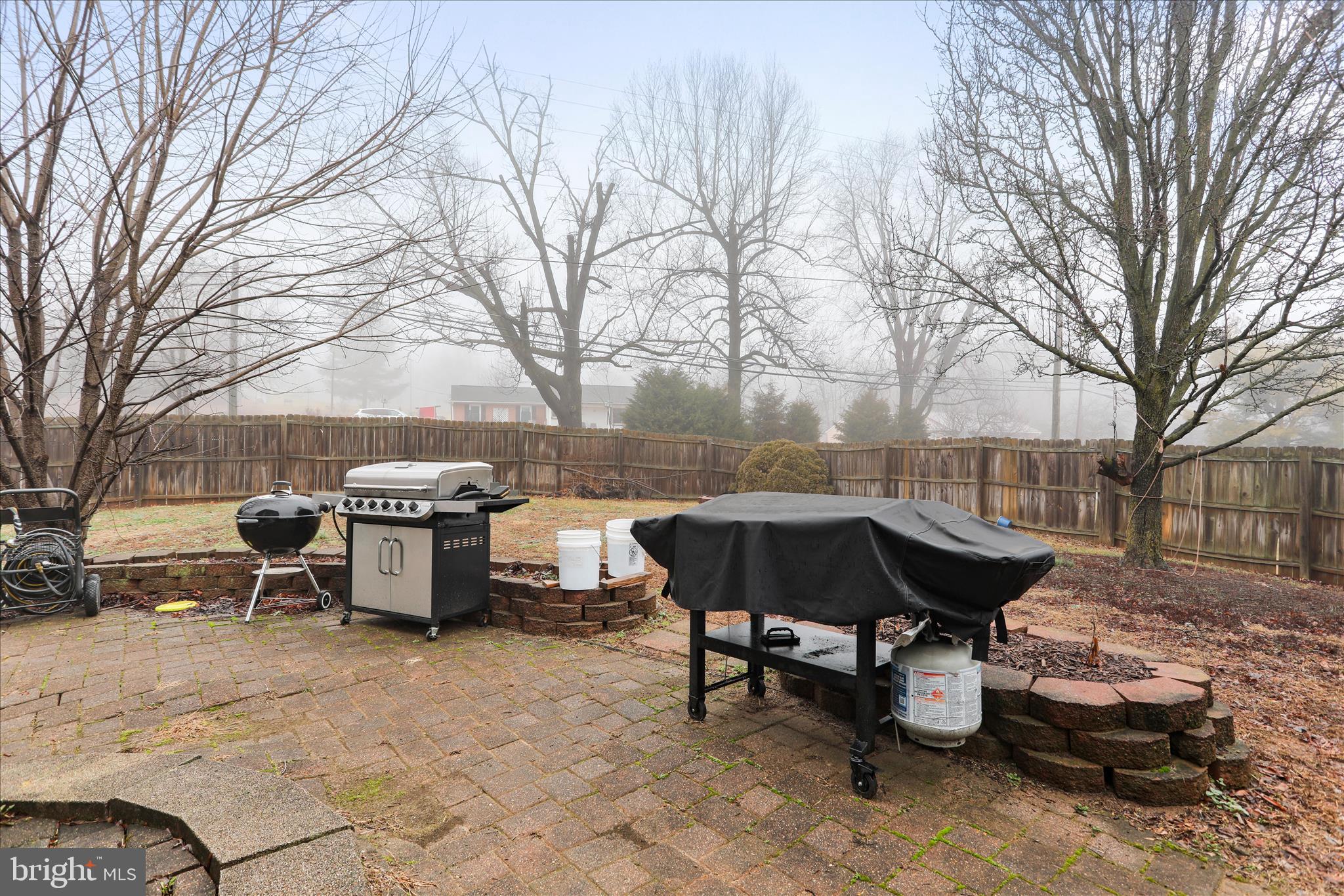 FORT HILL FARMS - Residential