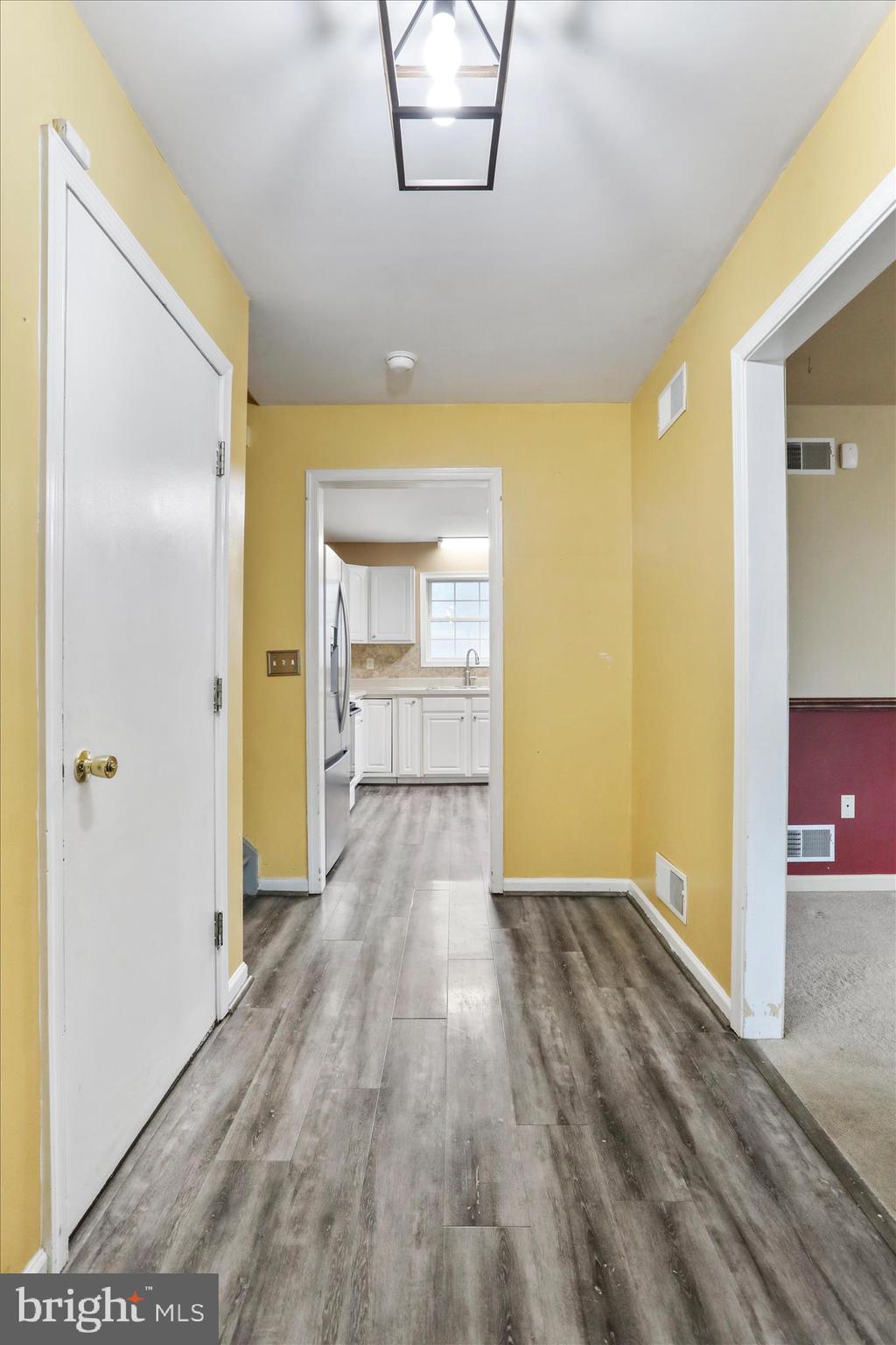 FORT HILL FARMS - Residential