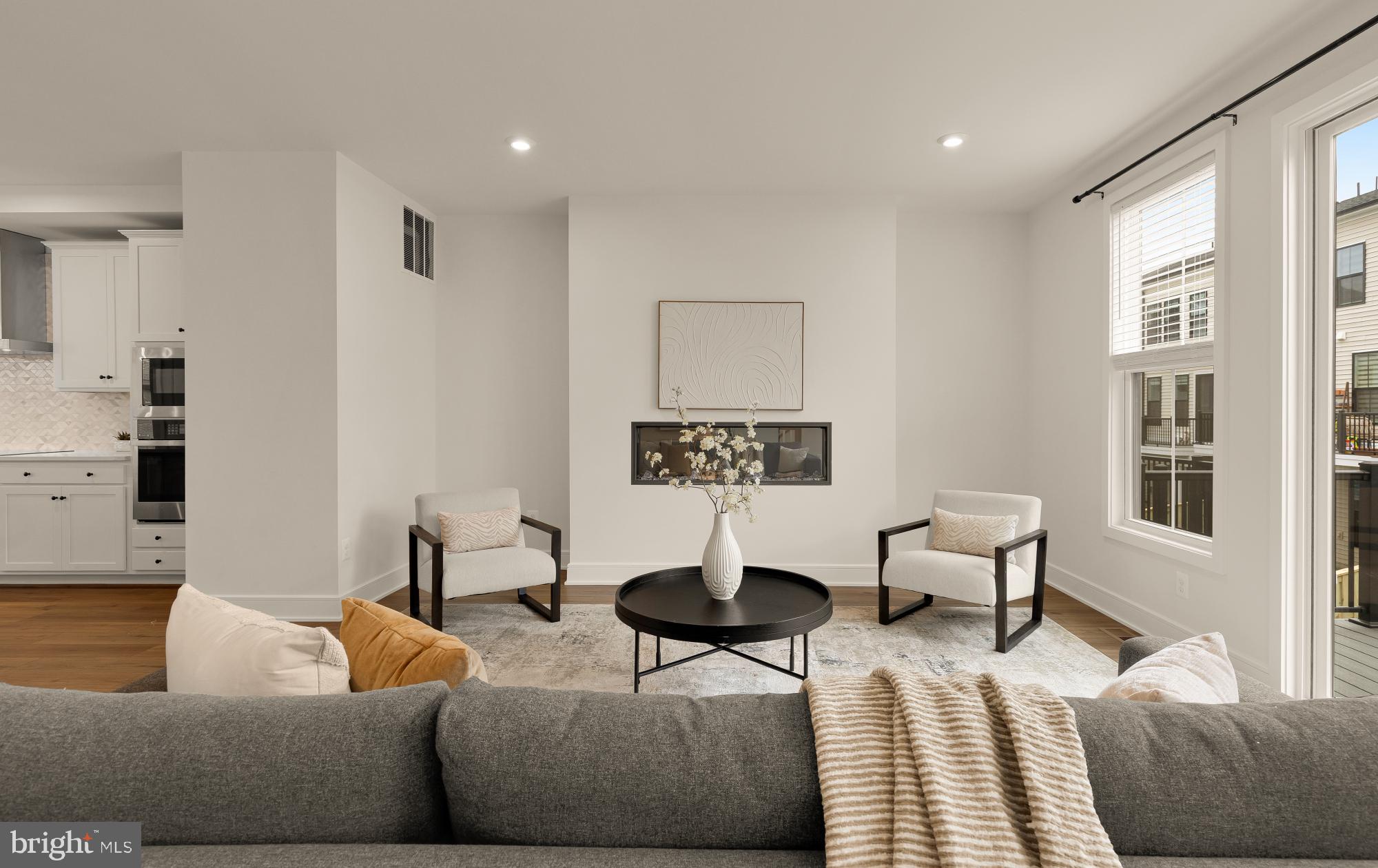 DEMOTT & SILVER - Residential