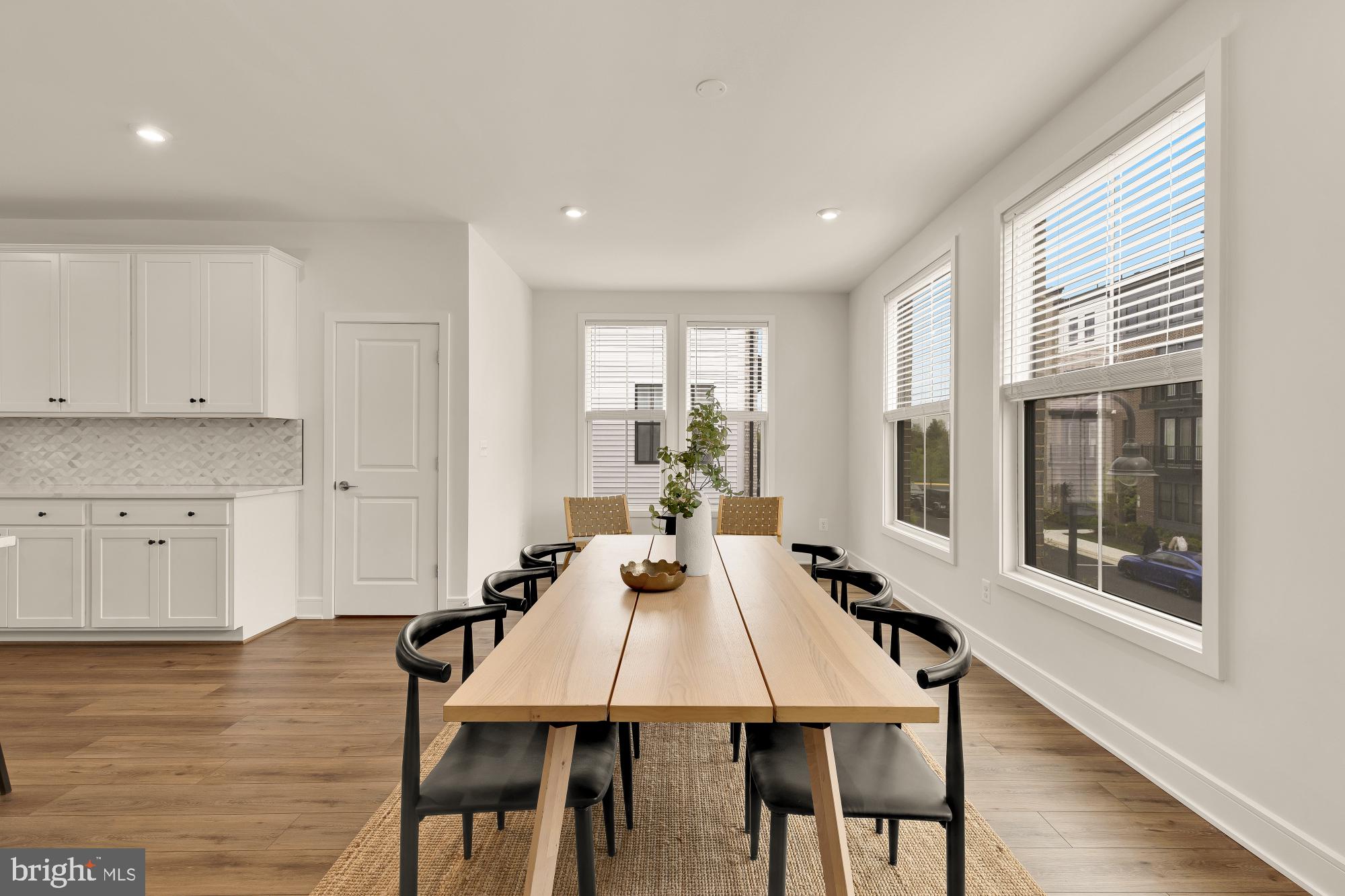 DEMOTT & SILVER - Residential