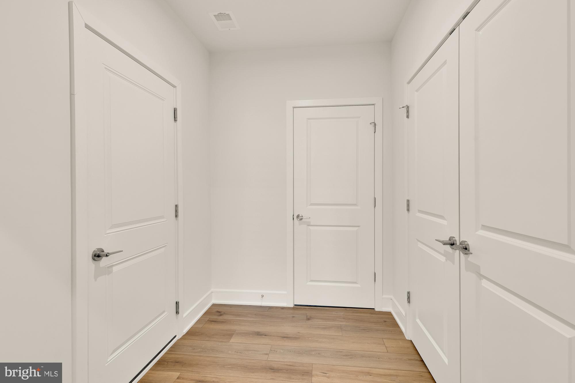 DEMOTT & SILVER - Residential