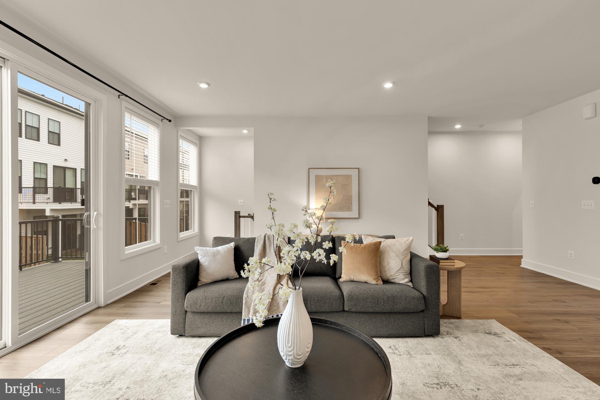 DEMOTT & SILVER - Residential
