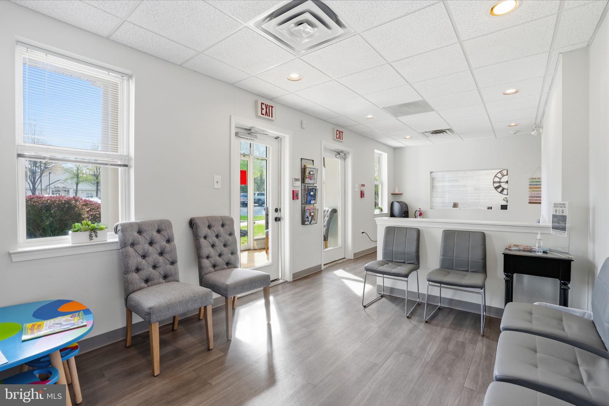 503 FLORAL VALE BOULEVARD