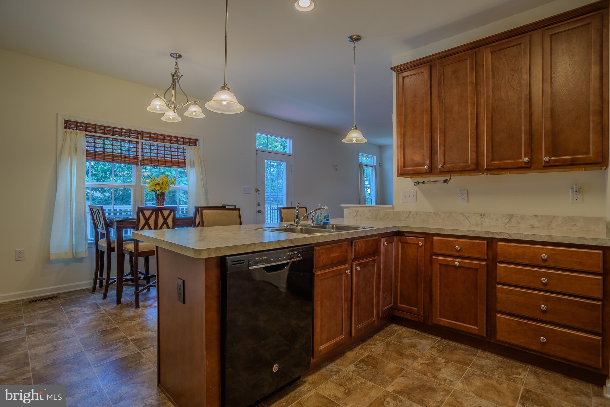 BROOKFIELD ON THE POTOMAC - Residential