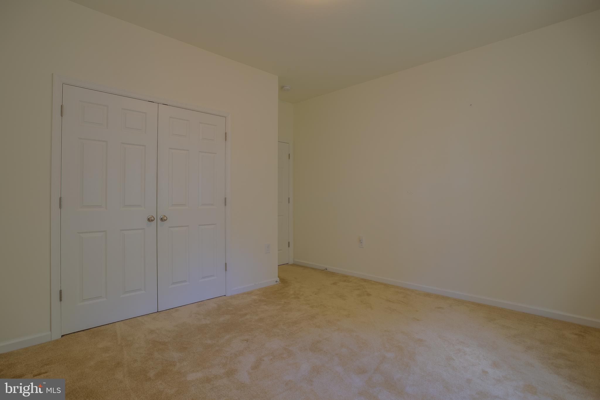 BROOKFIELD ON THE POTOMAC - Residential