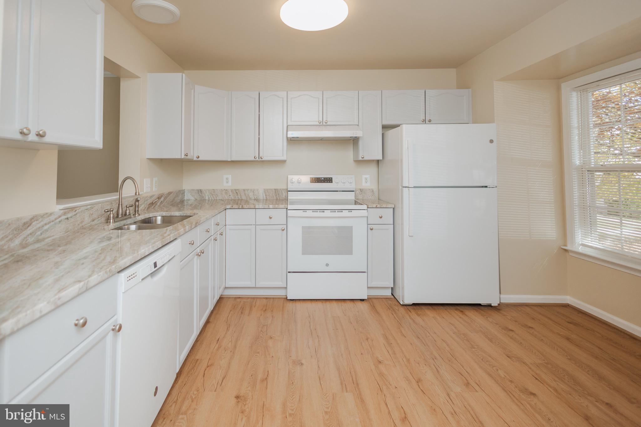 STONEBROOK VILLAGE - Residential