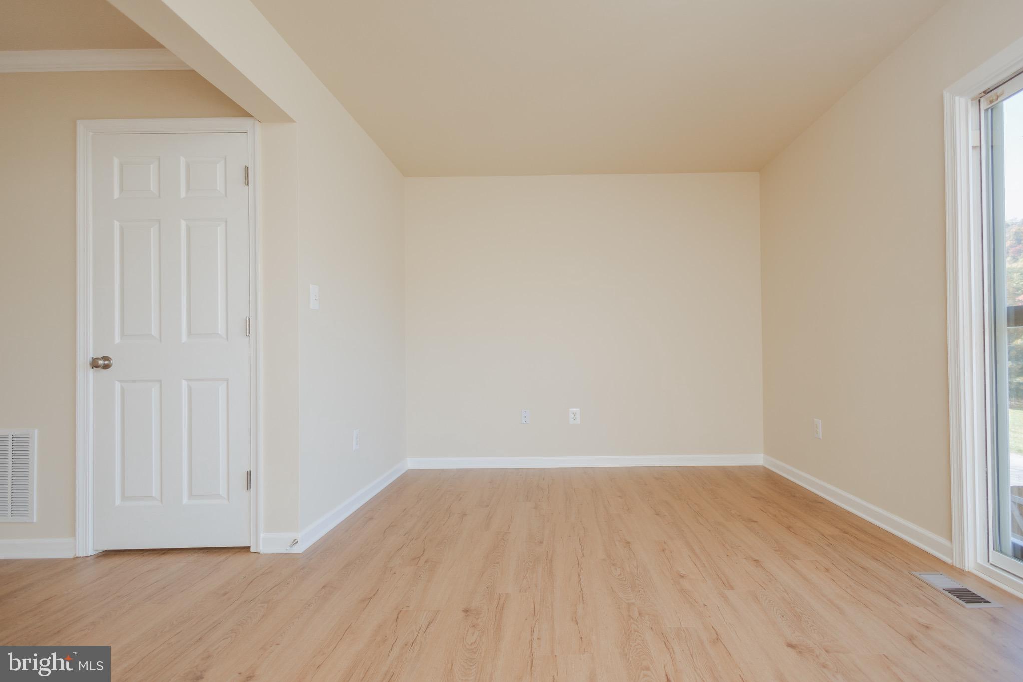 STONEBROOK VILLAGE - Residential