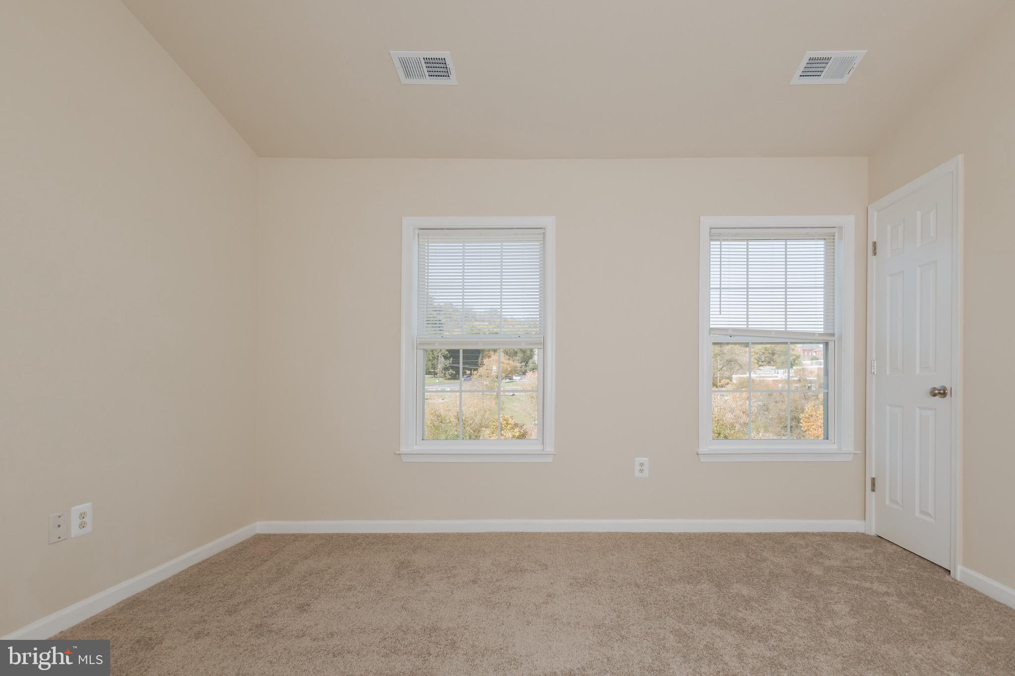 STONEBROOK VILLAGE - Residential